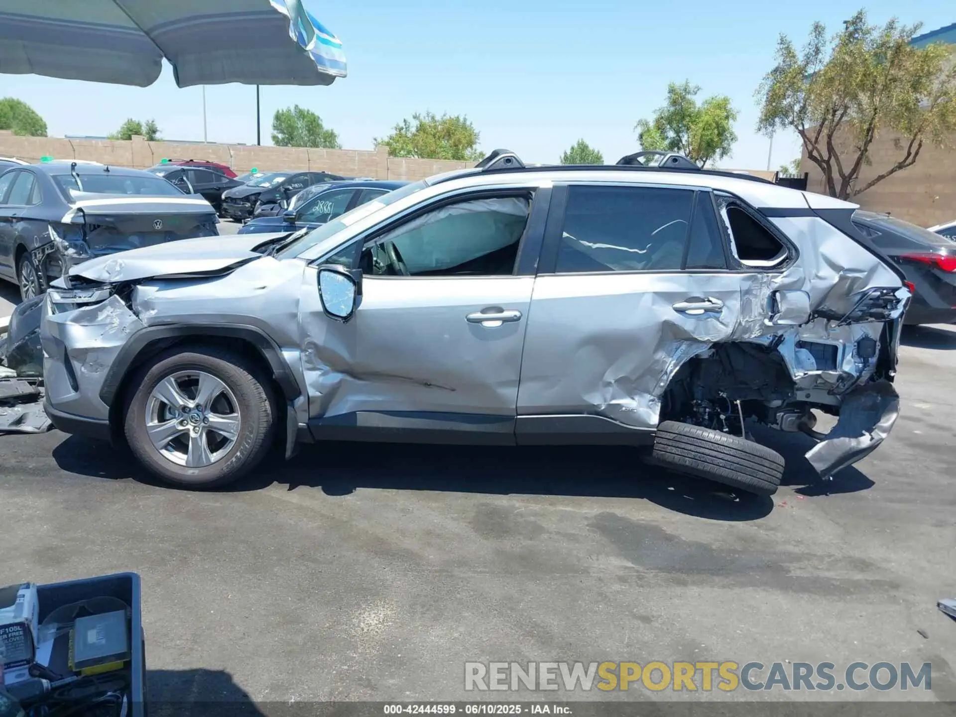 14 Photograph of a damaged car JTMMWRFV8RD241382 TOYOTA RAV4 HYBRID 2024