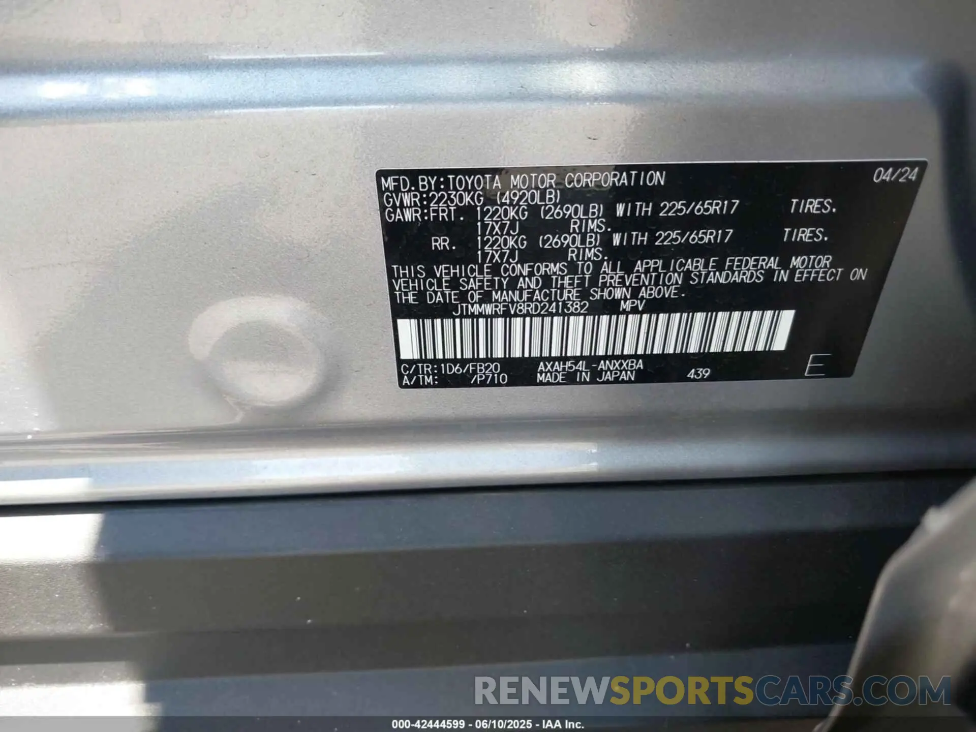 9 Photograph of a damaged car JTMMWRFV8RD241382 TOYOTA RAV4 HYBRID 2024