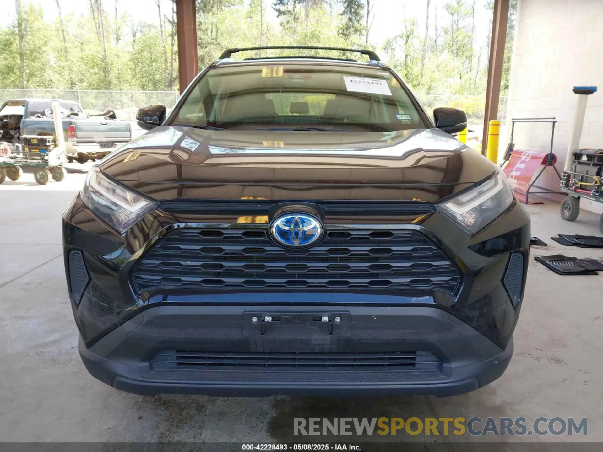 12 Photograph of a damaged car JTMRWRFV3RD209462 TOYOTA RAV4 HYBRID 2024