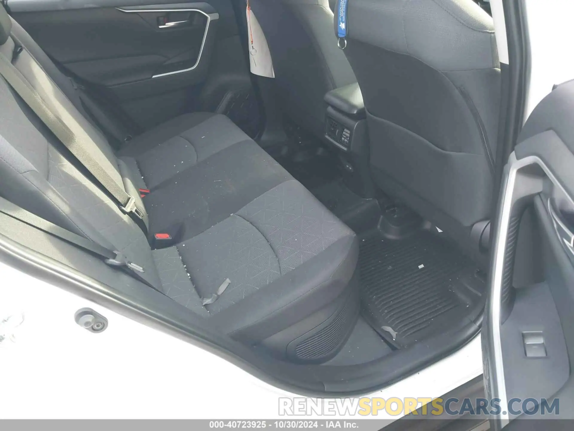 8 Photograph of a damaged car JTMRWRFV6RD229091 TOYOTA RAV4 HYBRID 2024