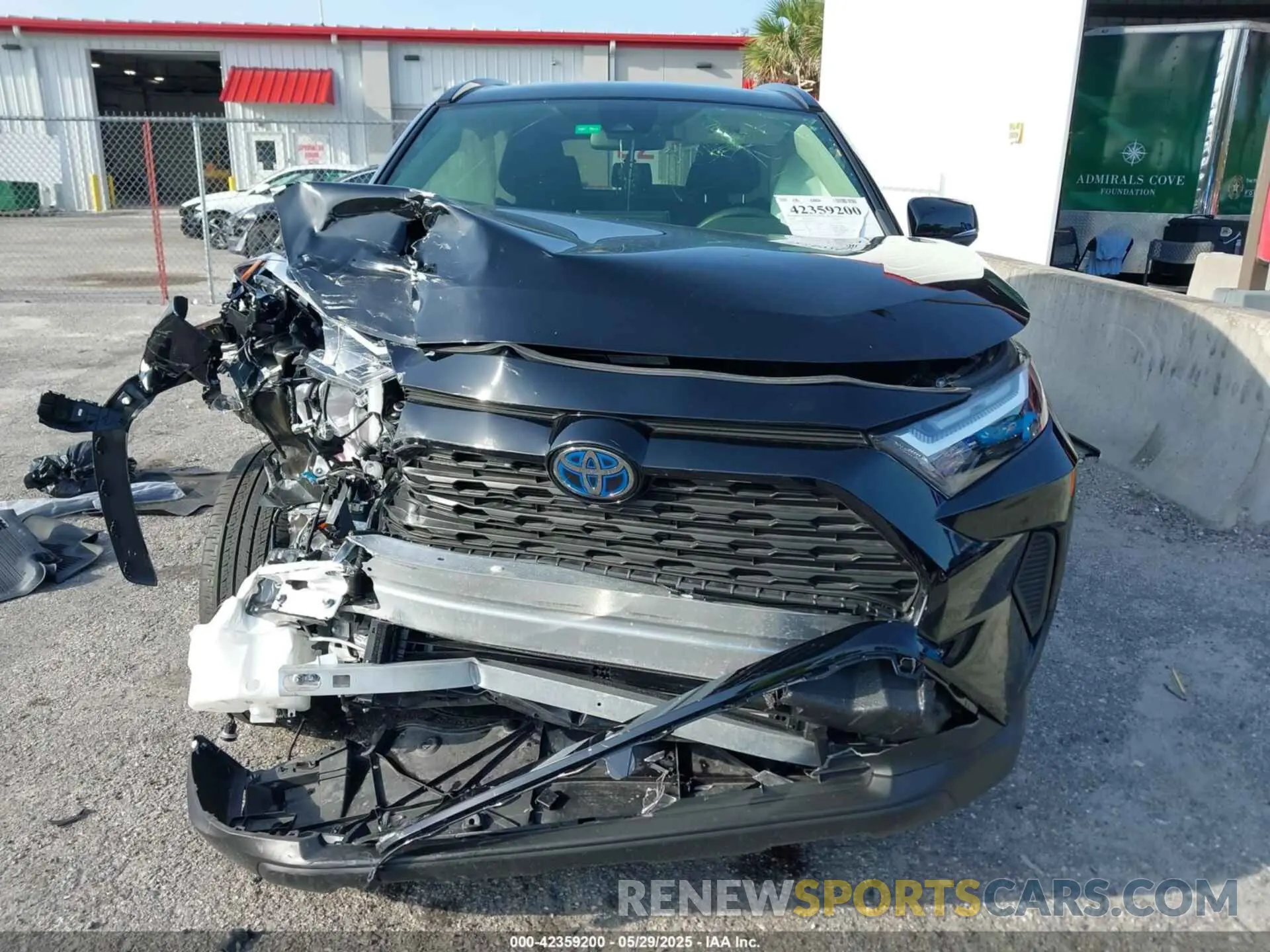 12 Photograph of a damaged car JTMRWRFV6RJ059378 TOYOTA RAV4 HYBRID 2024