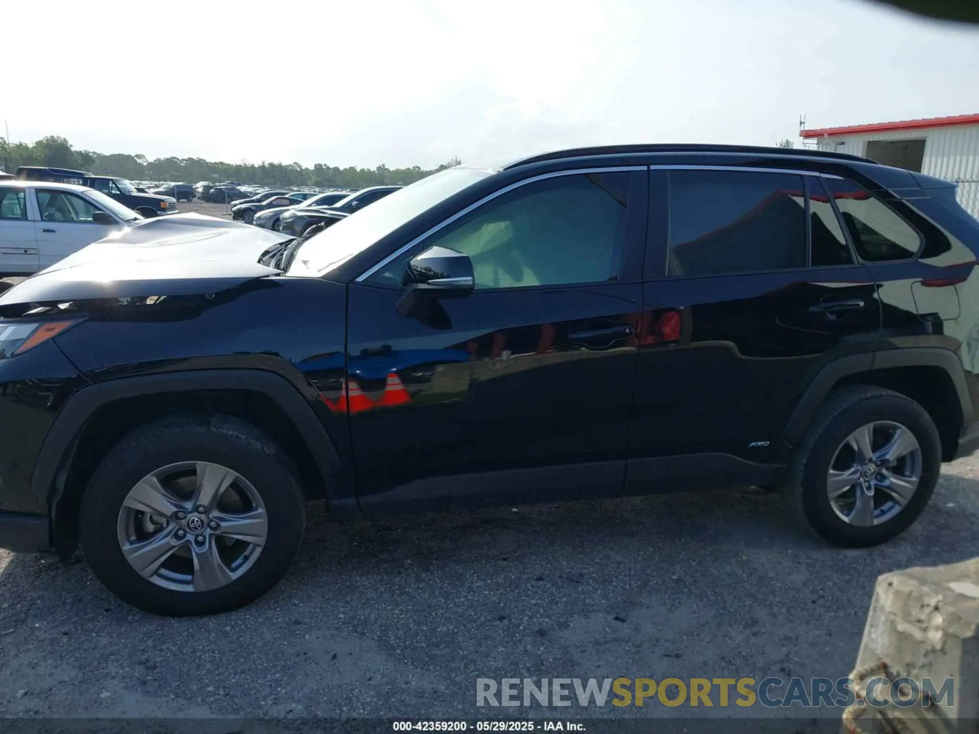 14 Photograph of a damaged car JTMRWRFV6RJ059378 TOYOTA RAV4 HYBRID 2024