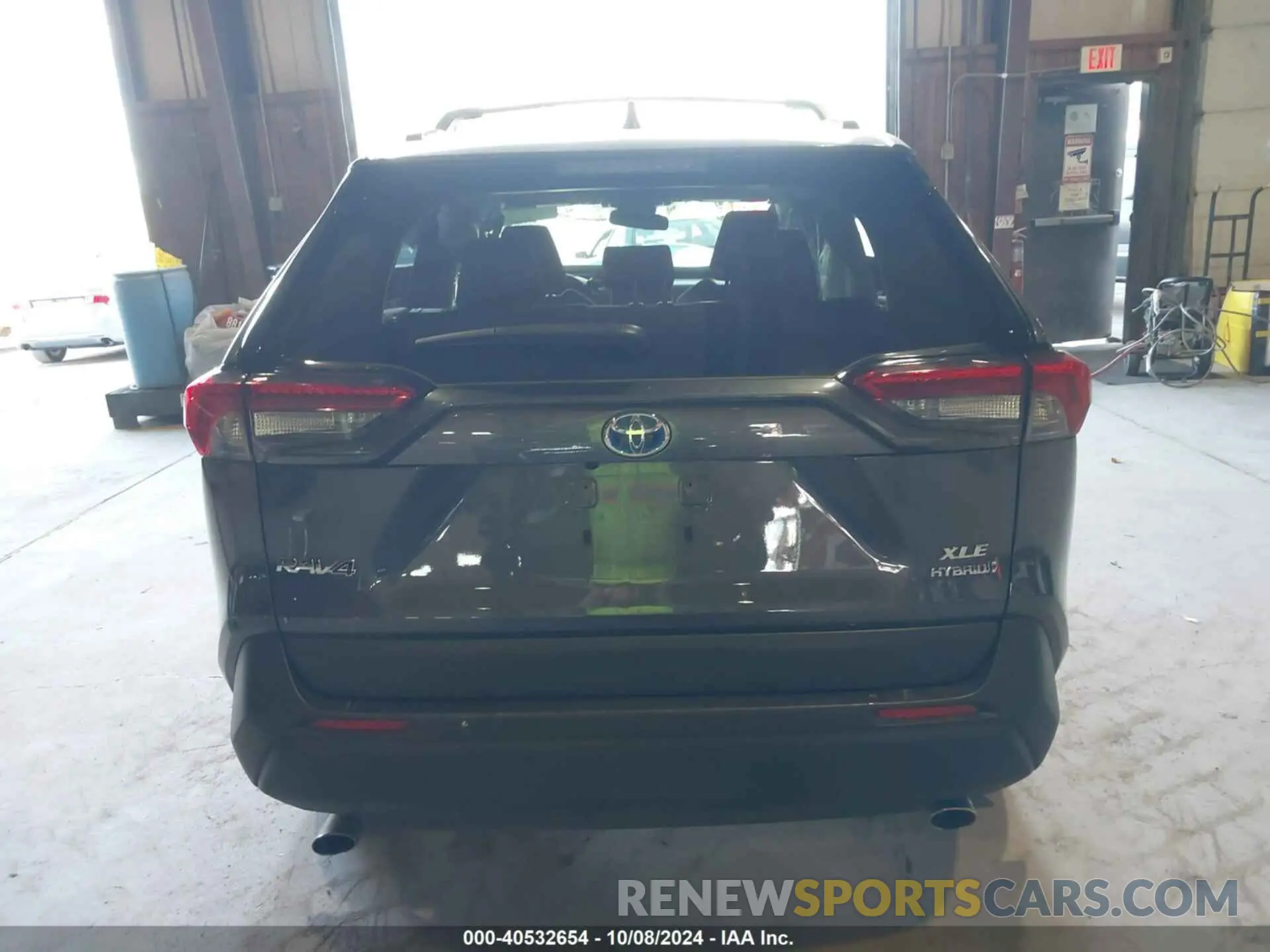16 Photograph of a damaged car JTMRWRFV7RD236728 TOYOTA RAV4 HYBRID 2024
