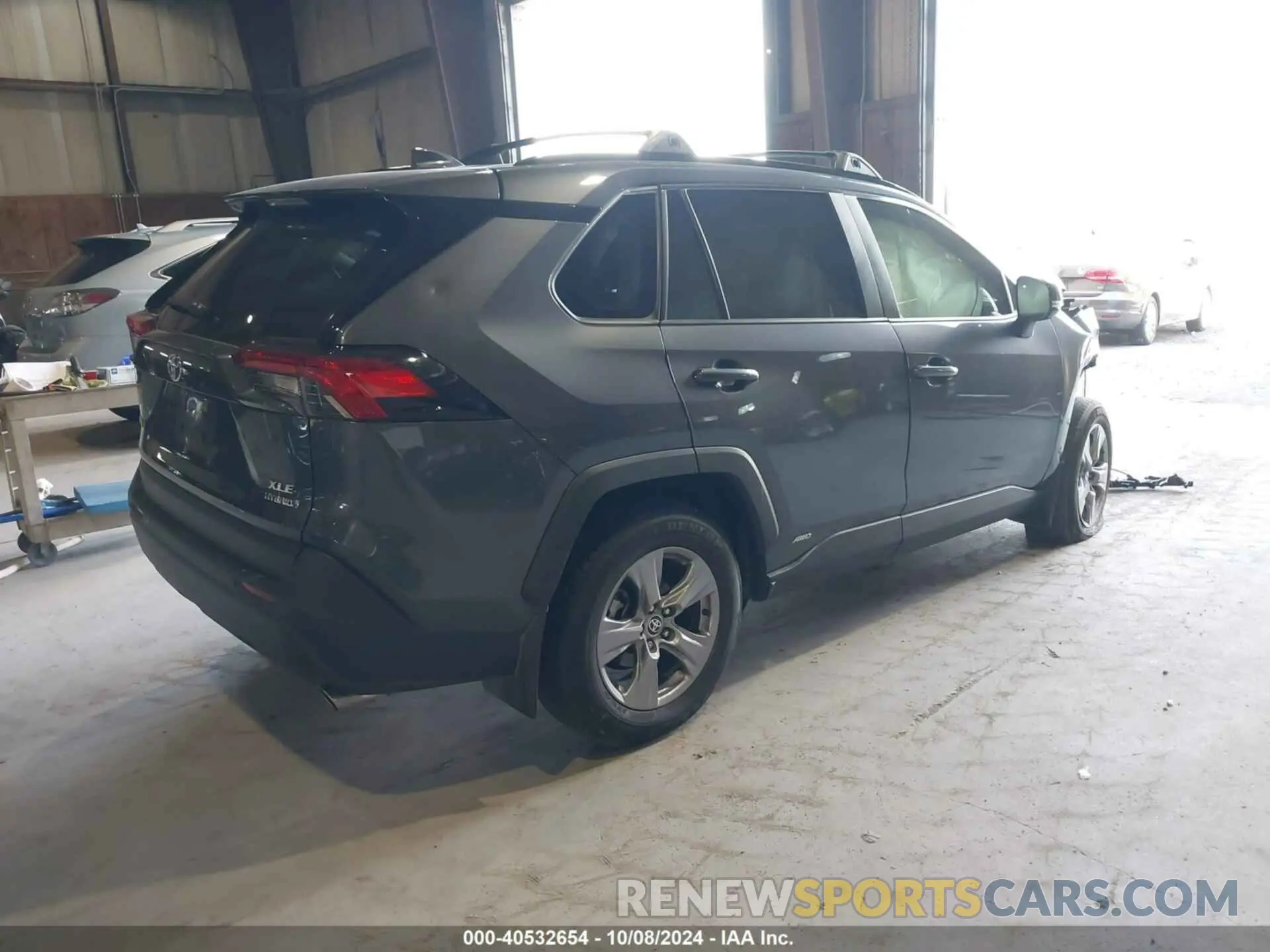 4 Photograph of a damaged car JTMRWRFV7RD236728 TOYOTA RAV4 HYBRID 2024