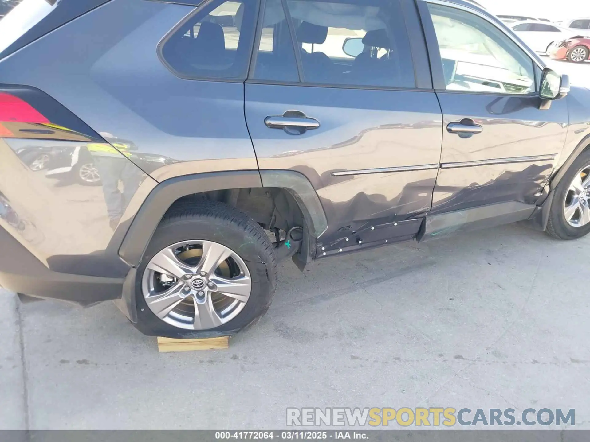 6 Photograph of a damaged car JTMRWRFV8RJ060533 TOYOTA RAV4 HYBRID 2024