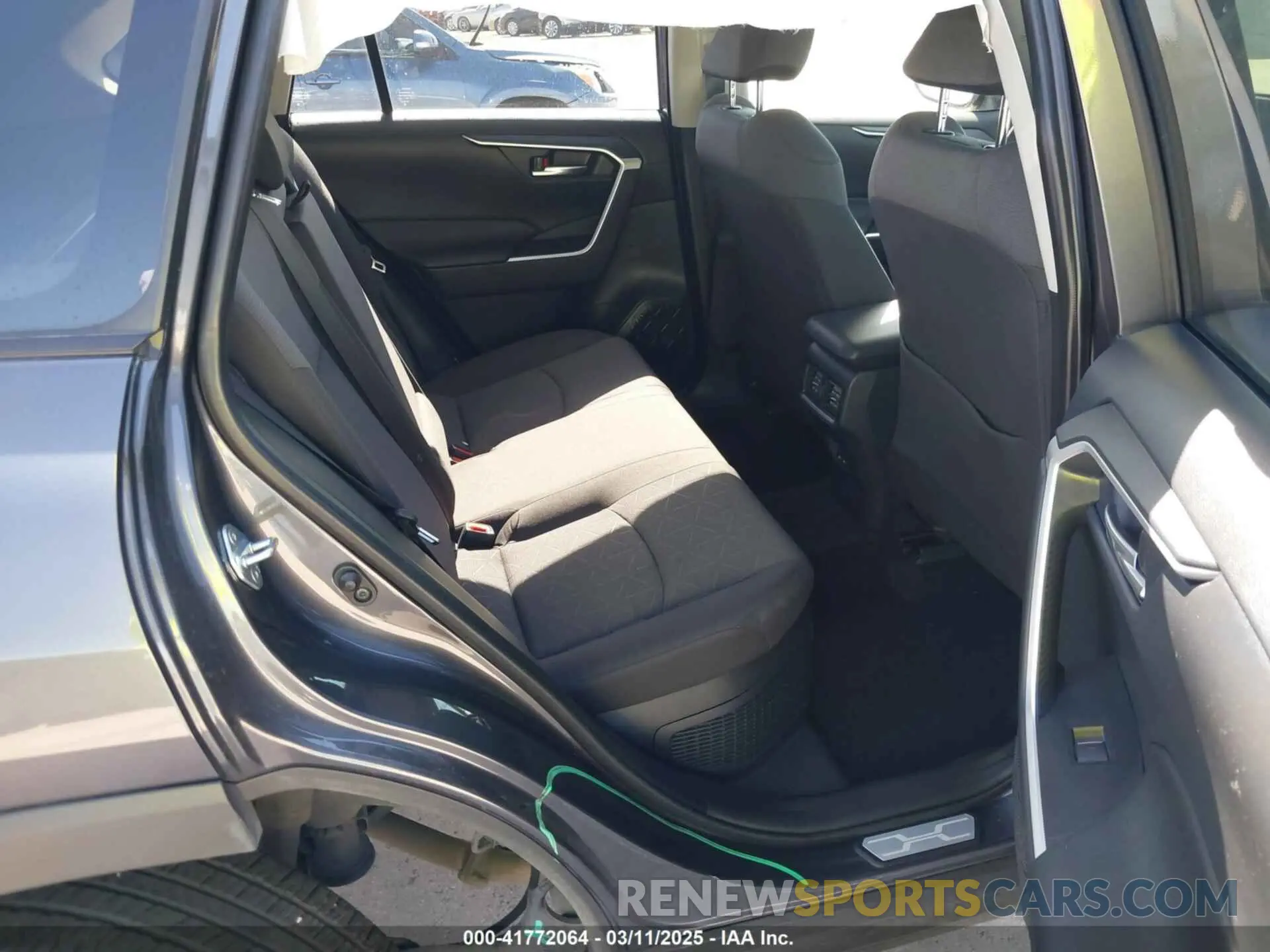 8 Photograph of a damaged car JTMRWRFV8RJ060533 TOYOTA RAV4 HYBRID 2024