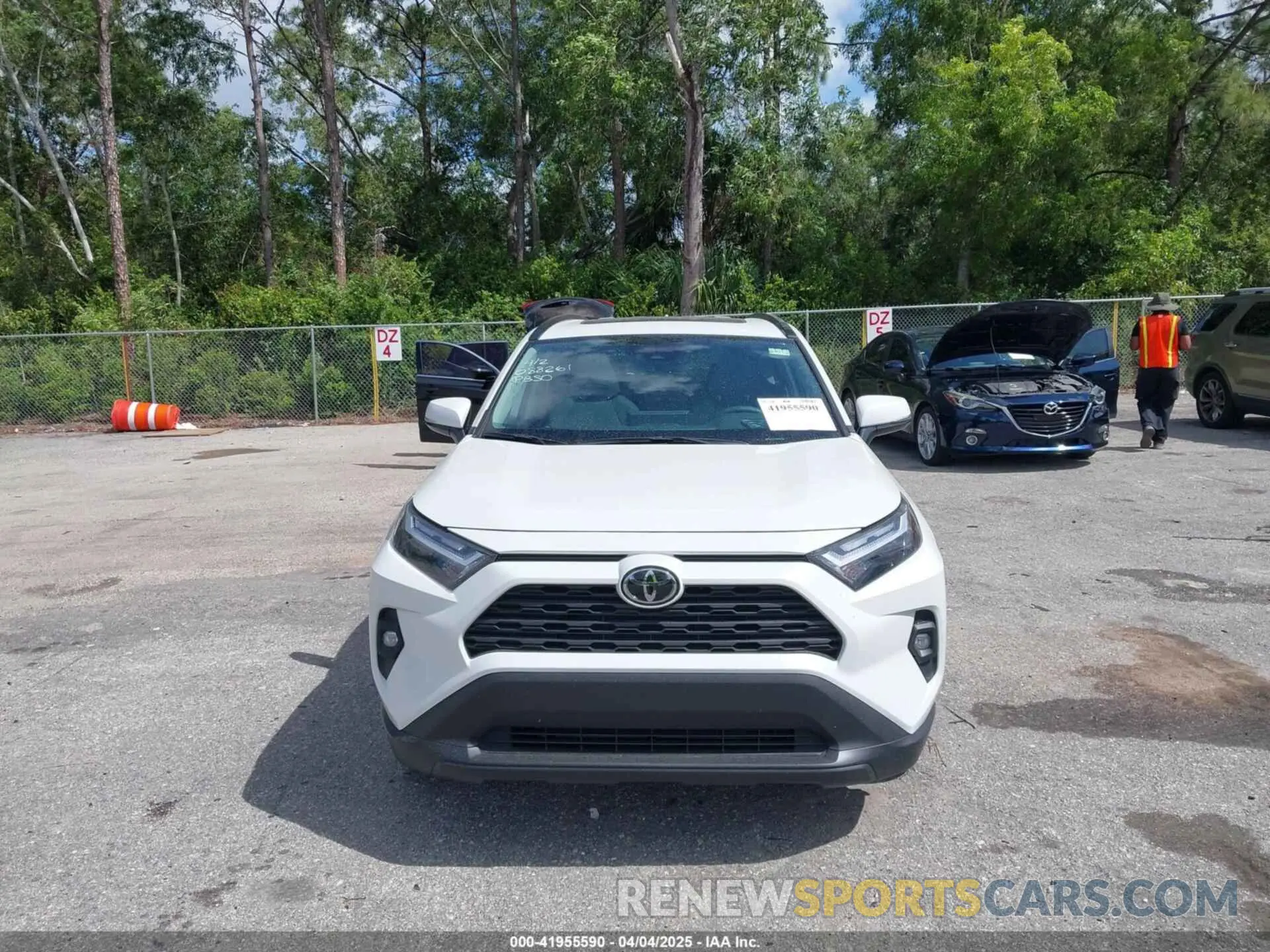 12 Photograph of a damaged car 2T3B6RFV8SW088261 TOYOTA RAV4 HYBRID 2025