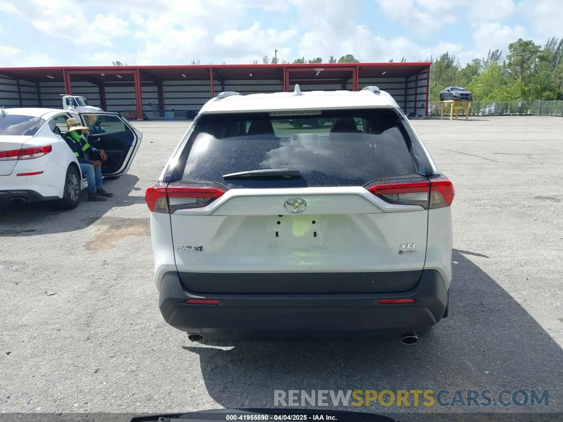 16 Photograph of a damaged car 2T3B6RFV8SW088261 TOYOTA RAV4 HYBRID 2025
