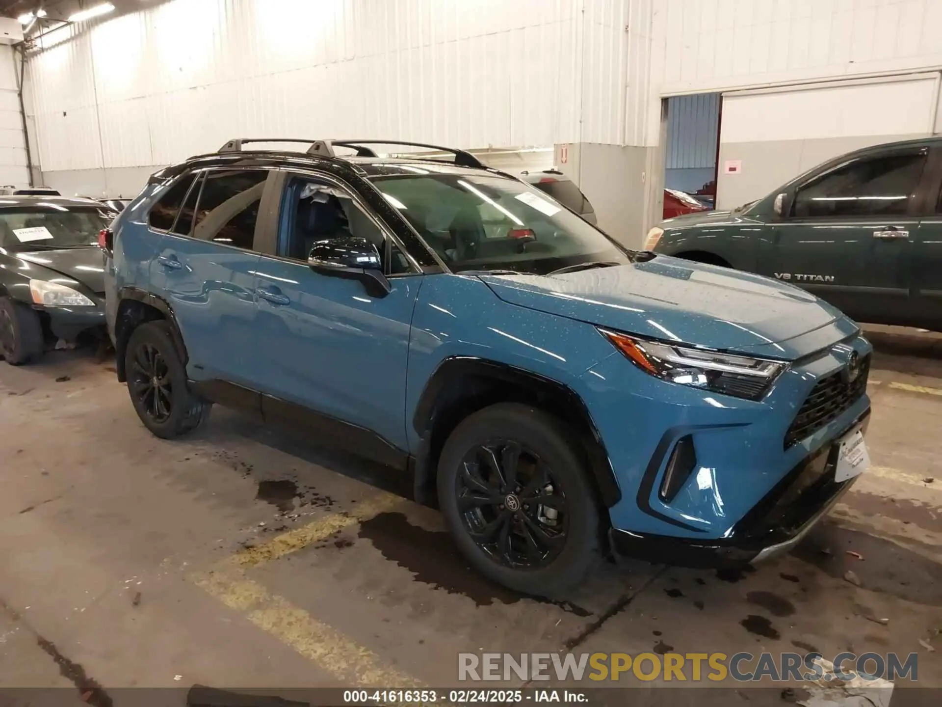 1 Photograph of a damaged car 2T3E6RFV9SW084748 TOYOTA RAV4 HYBRID 2025