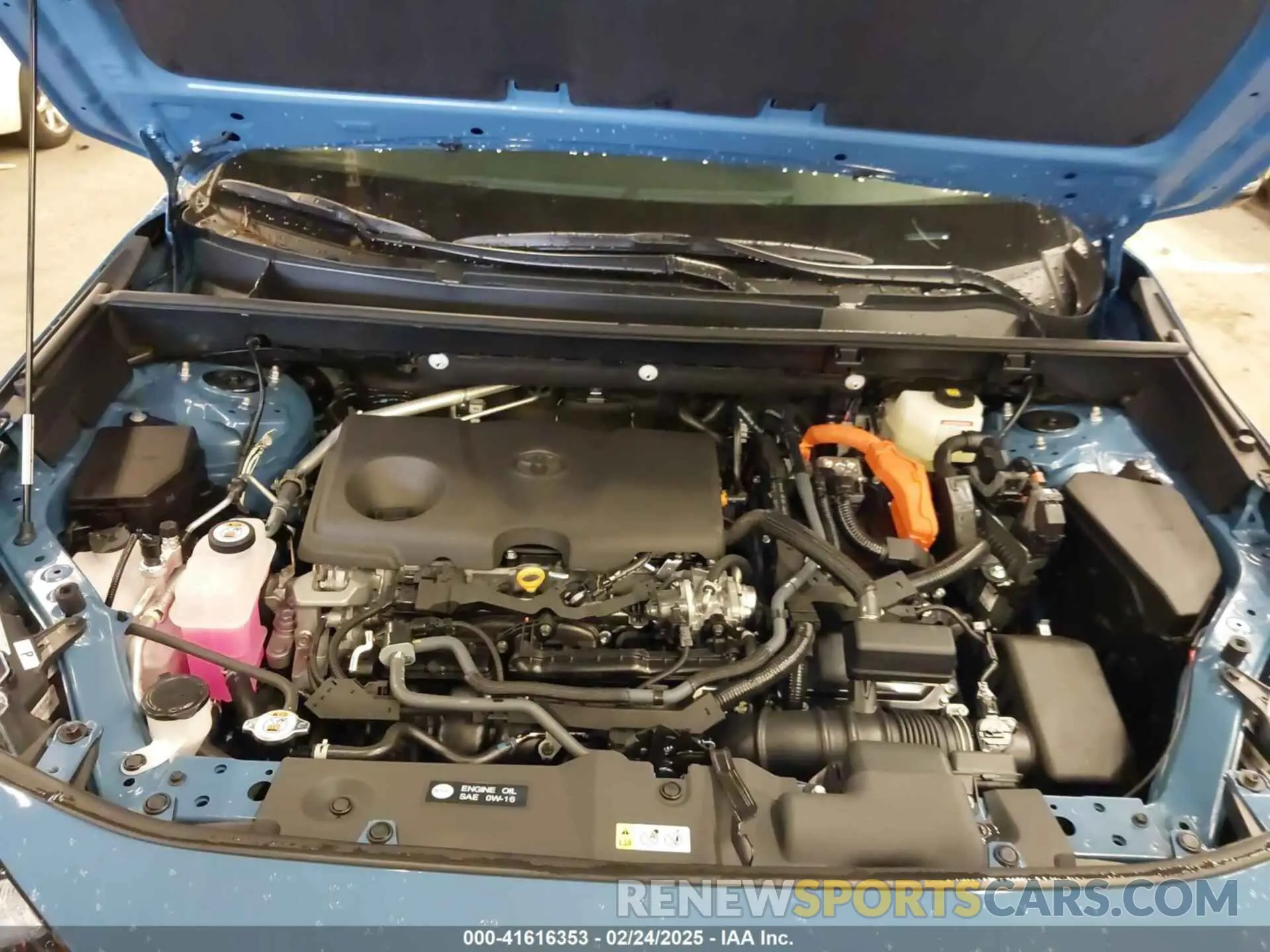 10 Photograph of a damaged car 2T3E6RFV9SW084748 TOYOTA RAV4 HYBRID 2025