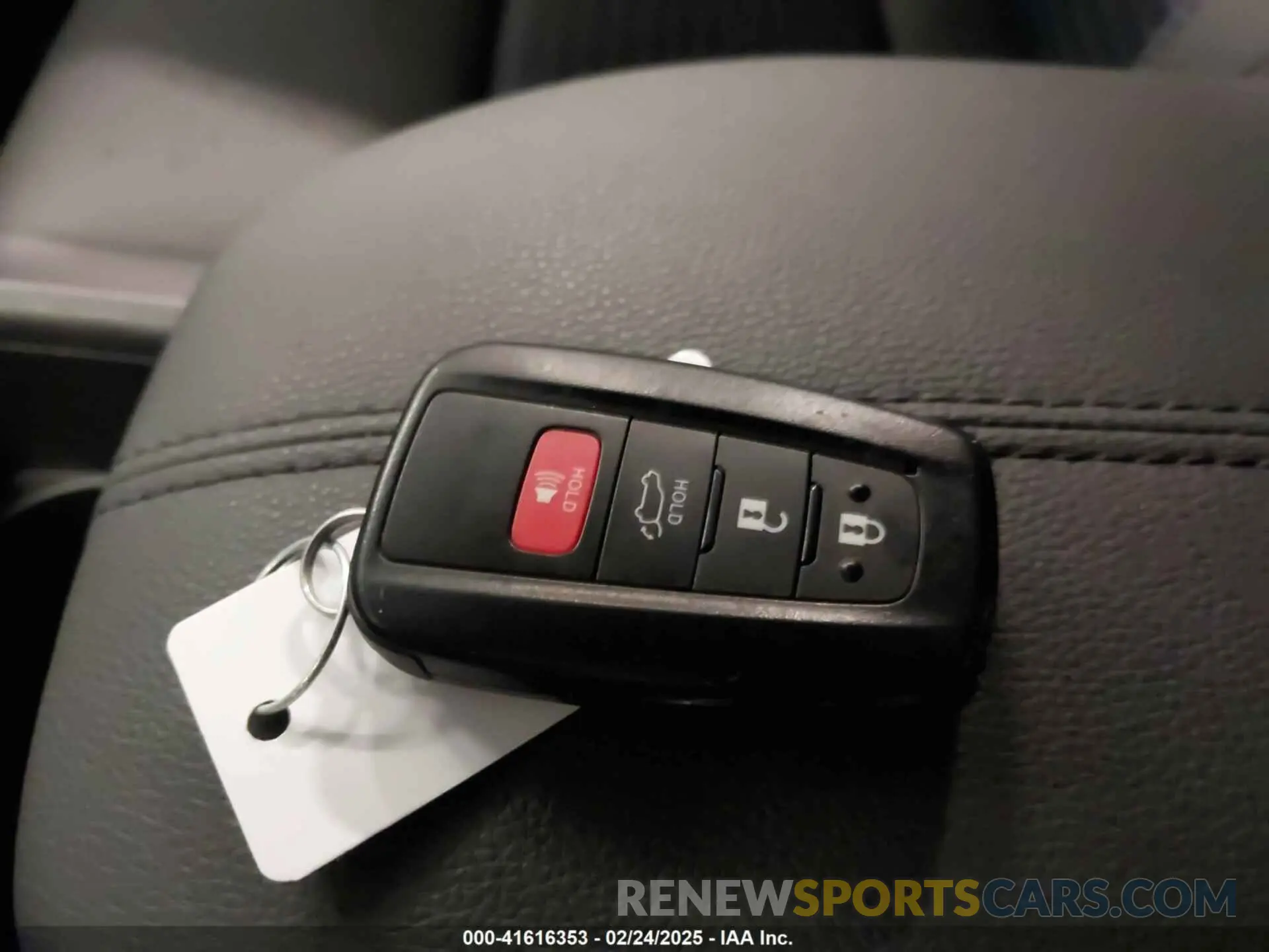 11 Photograph of a damaged car 2T3E6RFV9SW084748 TOYOTA RAV4 HYBRID 2025