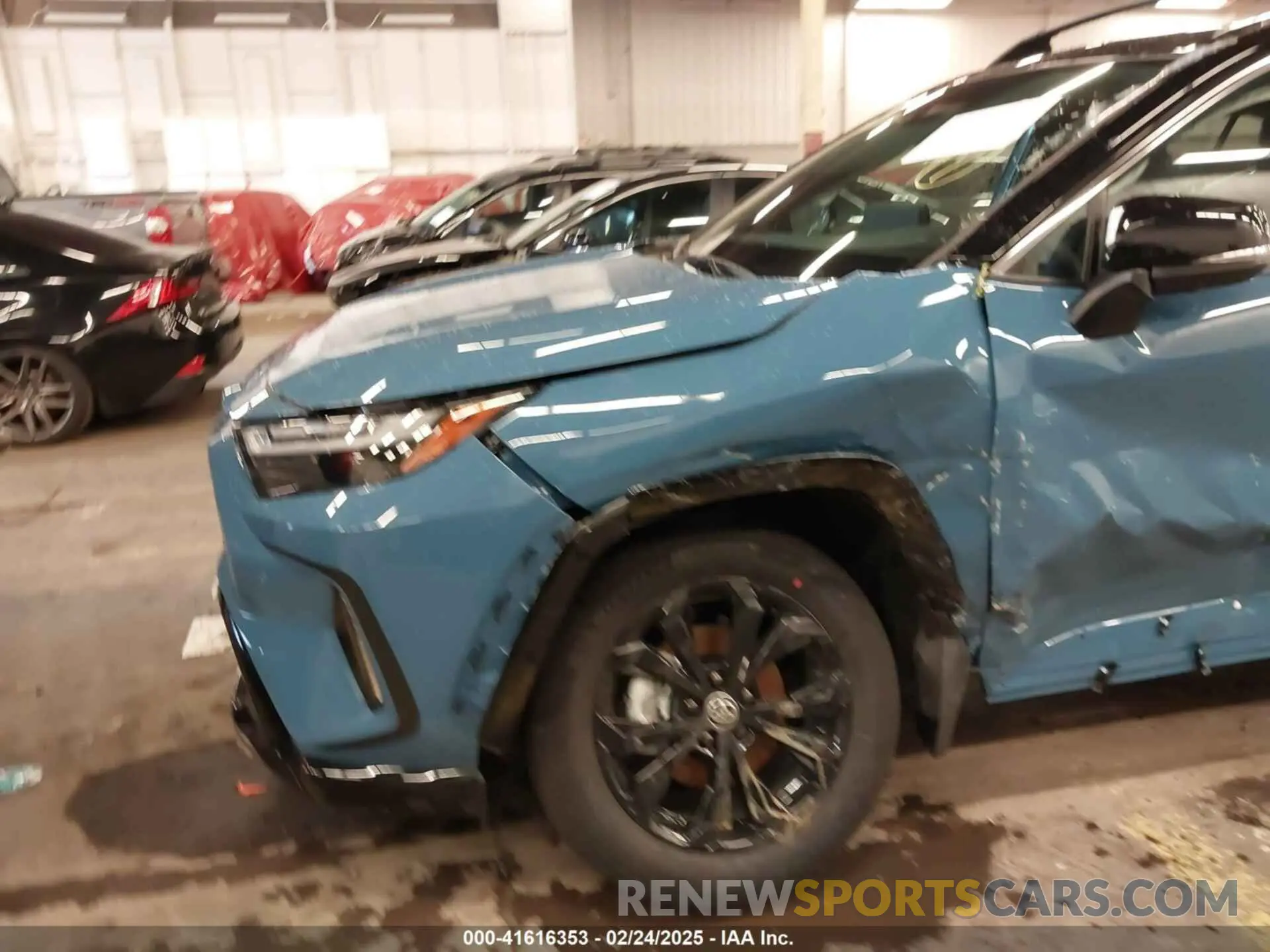 20 Photograph of a damaged car 2T3E6RFV9SW084748 TOYOTA RAV4 HYBRID 2025