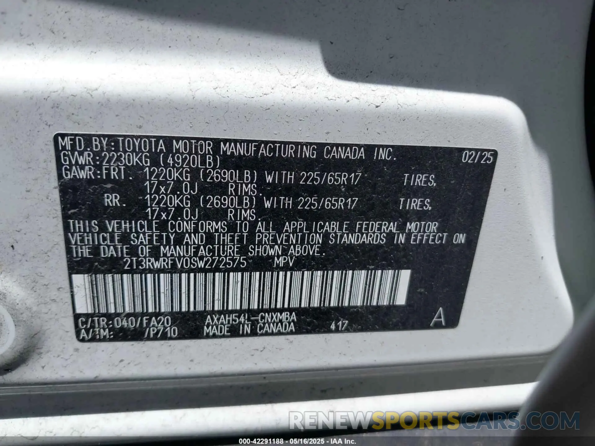 9 Photograph of a damaged car 2T3RWRFV0SW272575 TOYOTA RAV4 HYBRID 2025