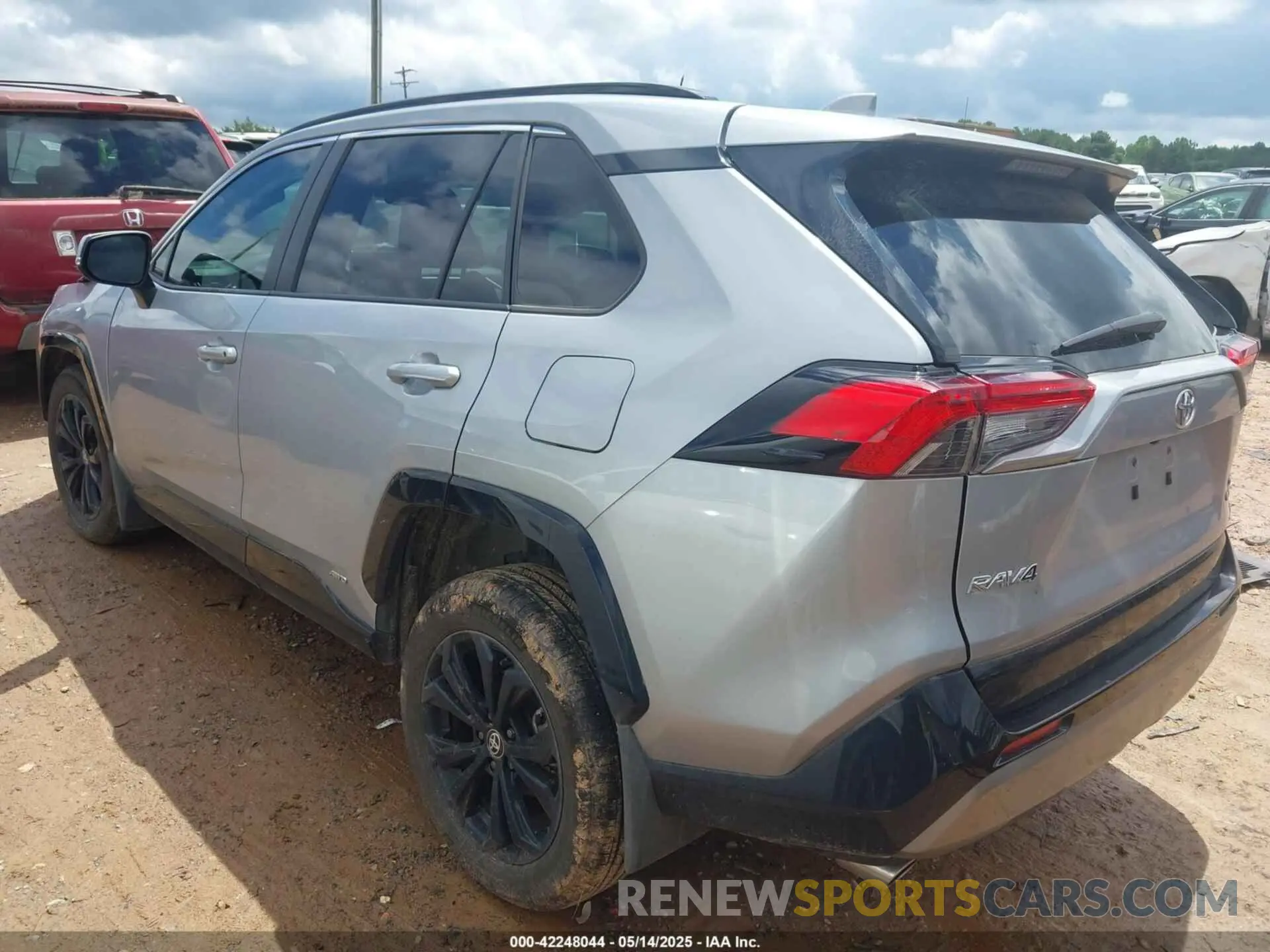 3 Photograph of a damaged car 2T3T6RFV4SW084017 TOYOTA RAV4 HYBRID 2025