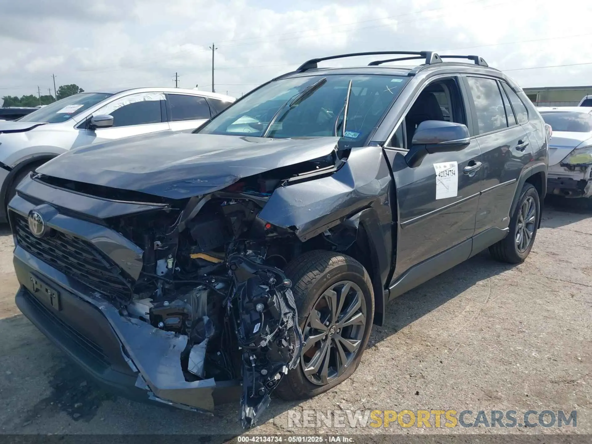 2 Photograph of a damaged car 4T3B6RFV0SU176396 TOYOTA RAV4 HYBRID 2025