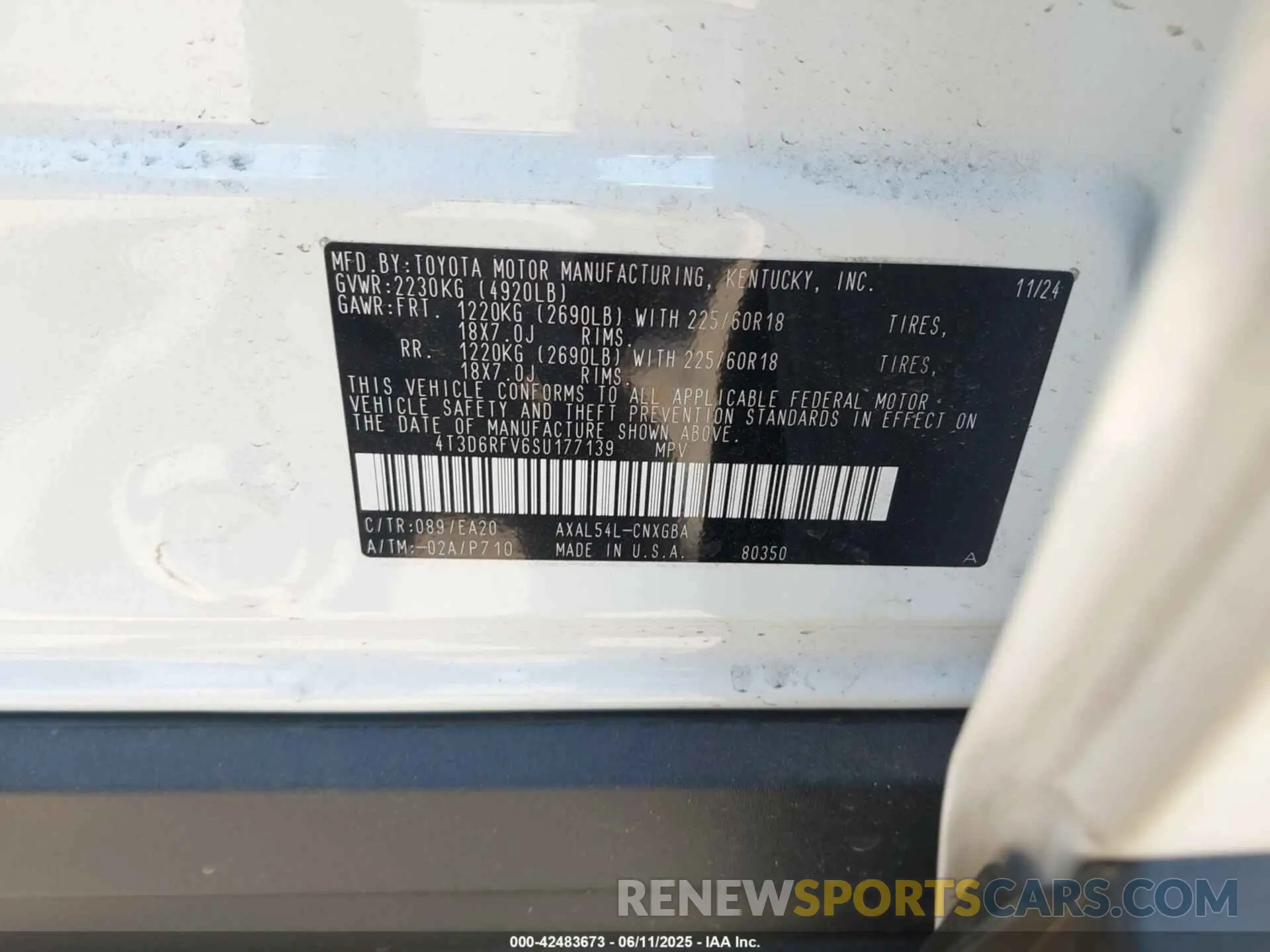 9 Photograph of a damaged car 4T3D6RFV6SU177139 TOYOTA RAV4 HYBRID 2025