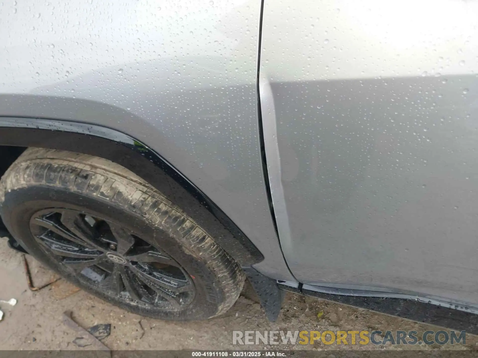 6 Photograph of a damaged car 4T3E6RFV4SU179475 TOYOTA RAV4 HYBRID 2025