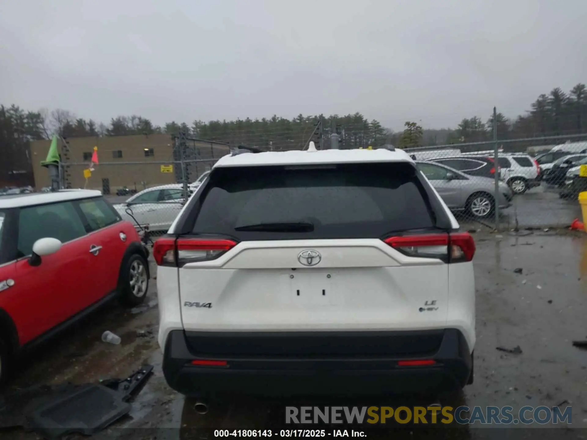 16 Photograph of a damaged car 4T3LWRFV8SU164968 TOYOTA RAV4 HYBRID 2025