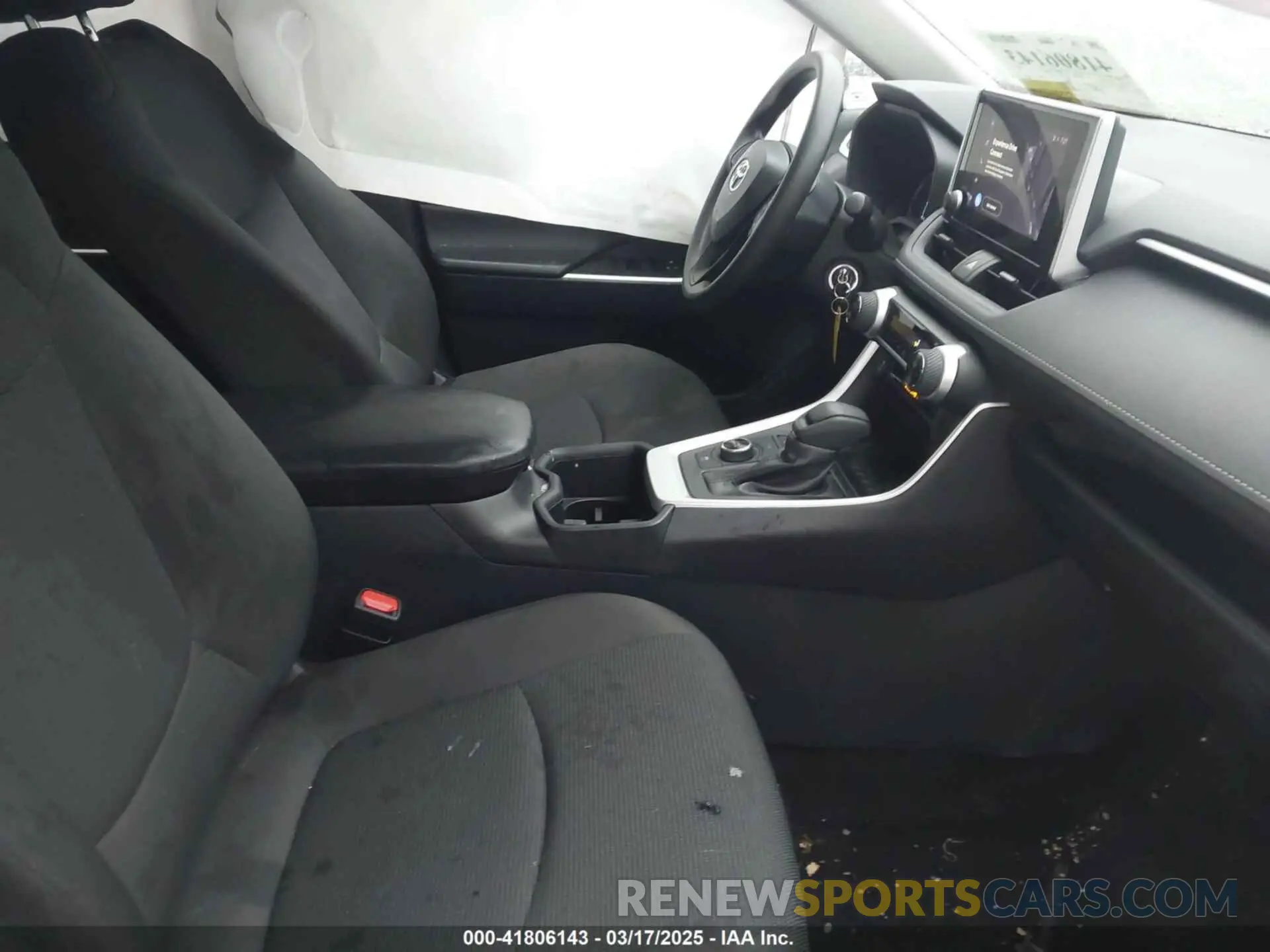 5 Photograph of a damaged car 4T3LWRFV8SU164968 TOYOTA RAV4 HYBRID 2025