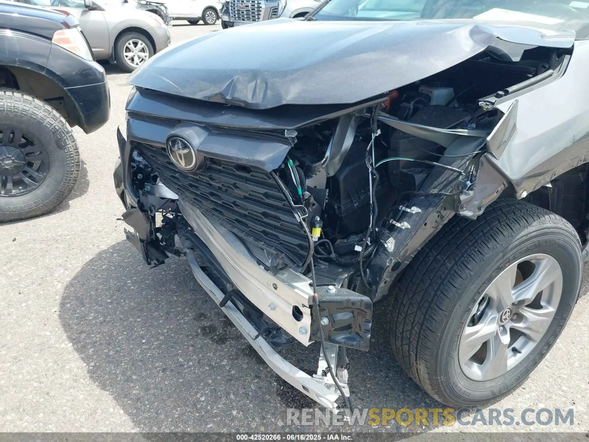 6 Photograph of a damaged car 4T3LWRFV9SU173310 TOYOTA RAV4 HYBRID 2025