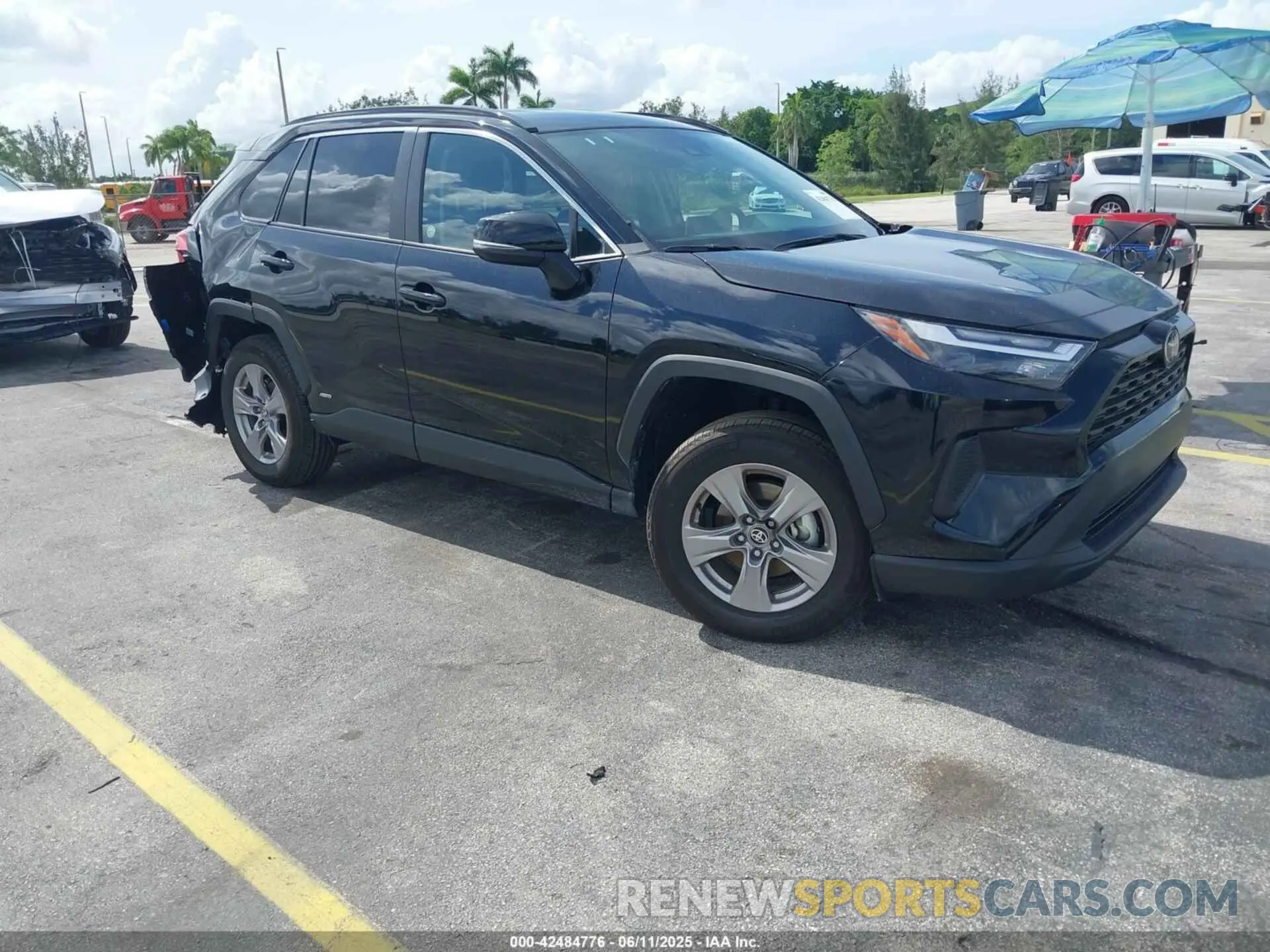 1 Photograph of a damaged car 4T3RWRFV1SU164675 TOYOTA RAV4 HYBRID 2025