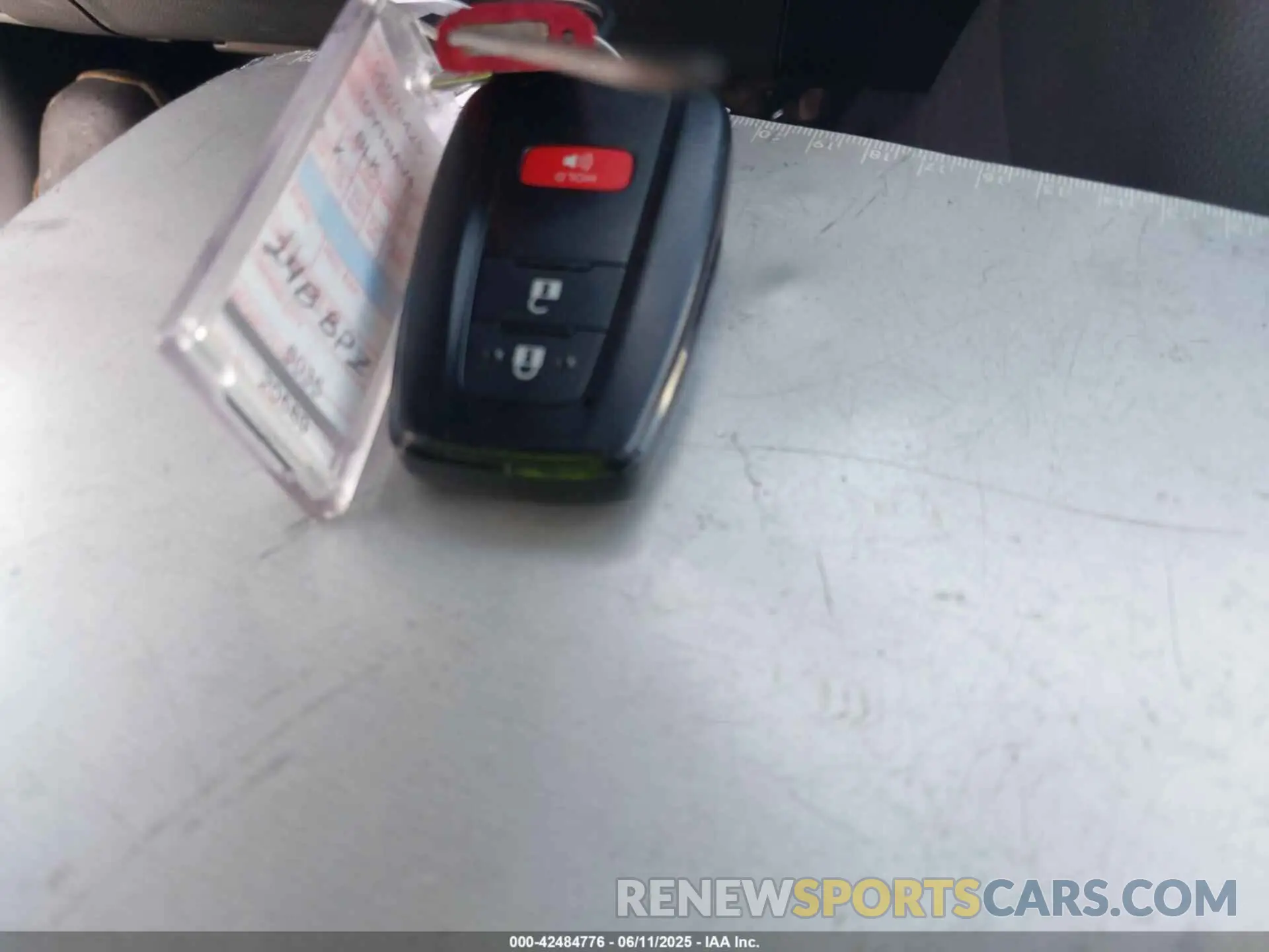 11 Photograph of a damaged car 4T3RWRFV1SU164675 TOYOTA RAV4 HYBRID 2025