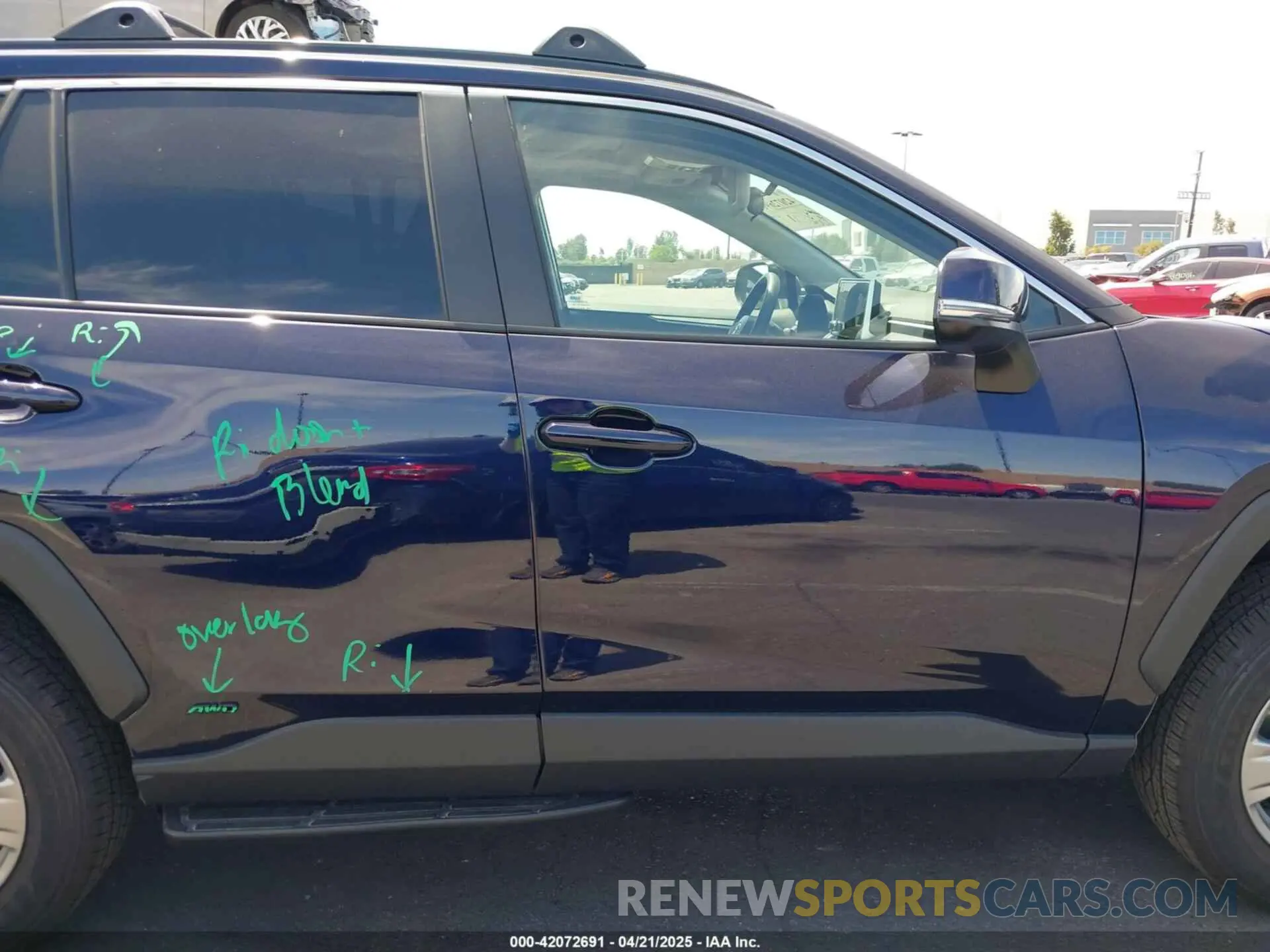 13 Photograph of a damaged car 4T3RWRFV5SU166896 TOYOTA RAV4 HYBRID 2025