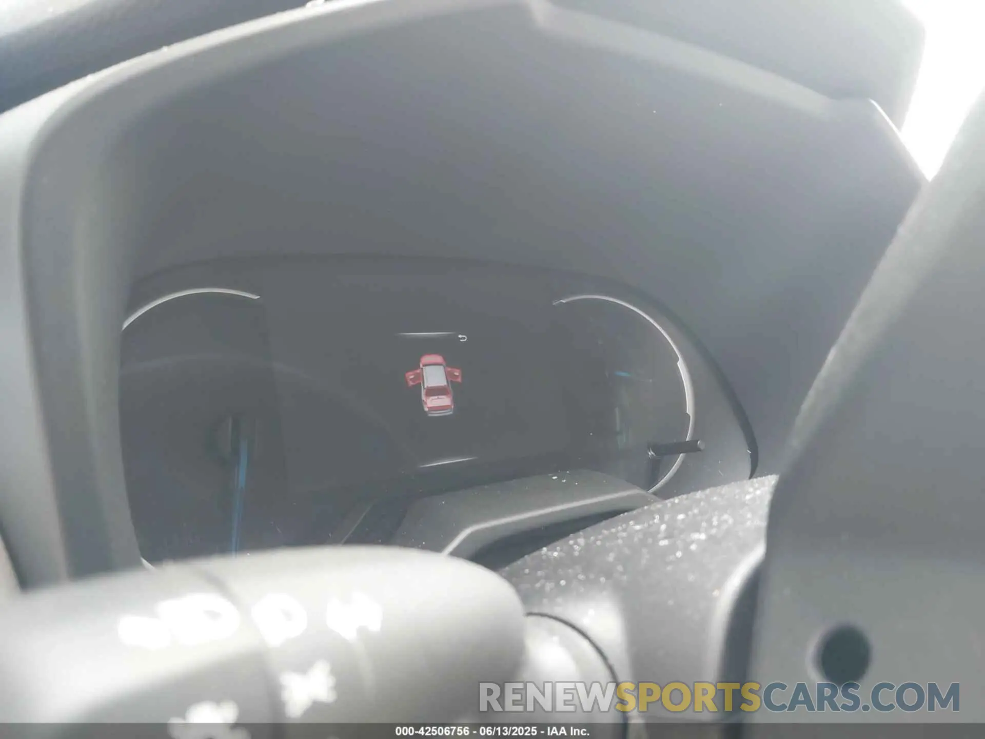 7 Photograph of a damaged car 4T3RWRFV5SU177851 TOYOTA RAV4 HYBRID 2025