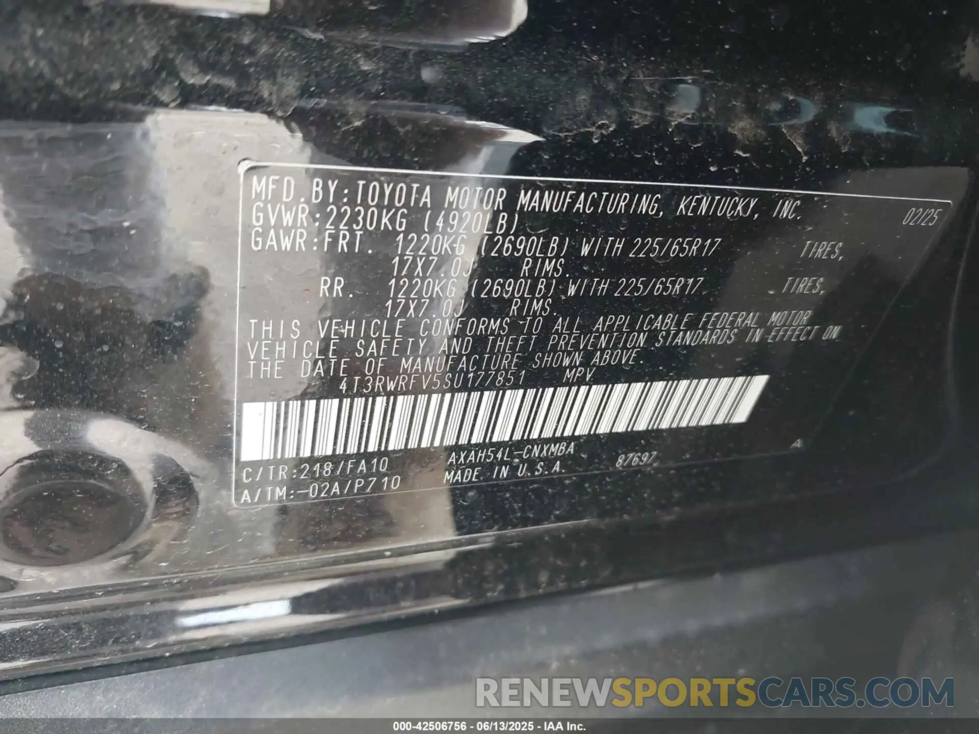 9 Photograph of a damaged car 4T3RWRFV5SU177851 TOYOTA RAV4 HYBRID 2025