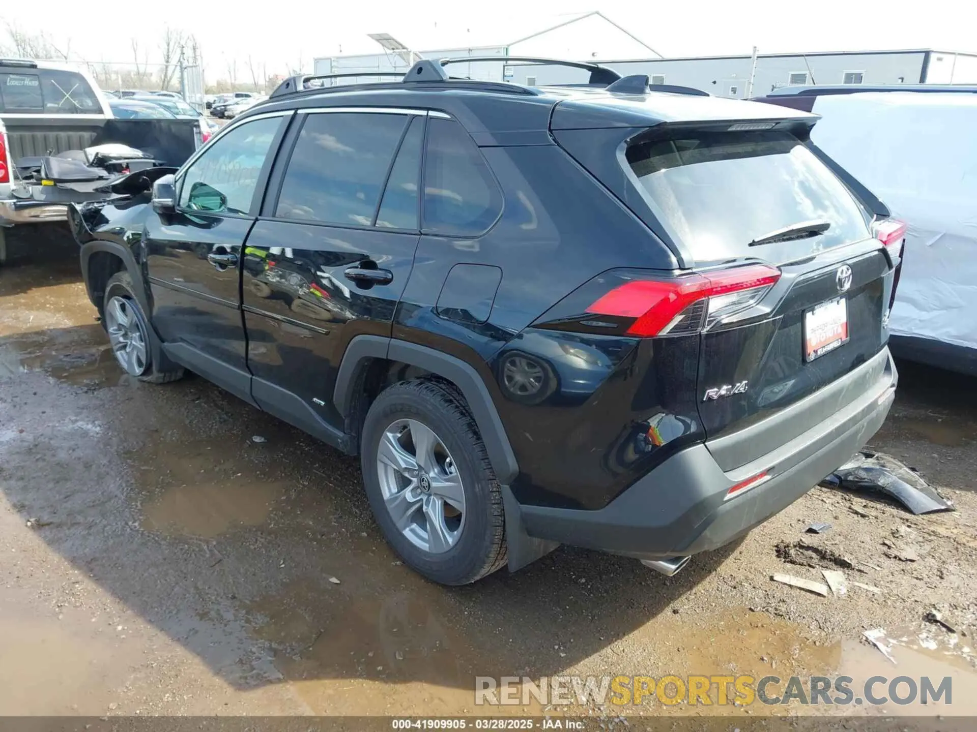 3 Photograph of a damaged car 4T3RWRFV7SU175146 TOYOTA RAV4 HYBRID 2025
