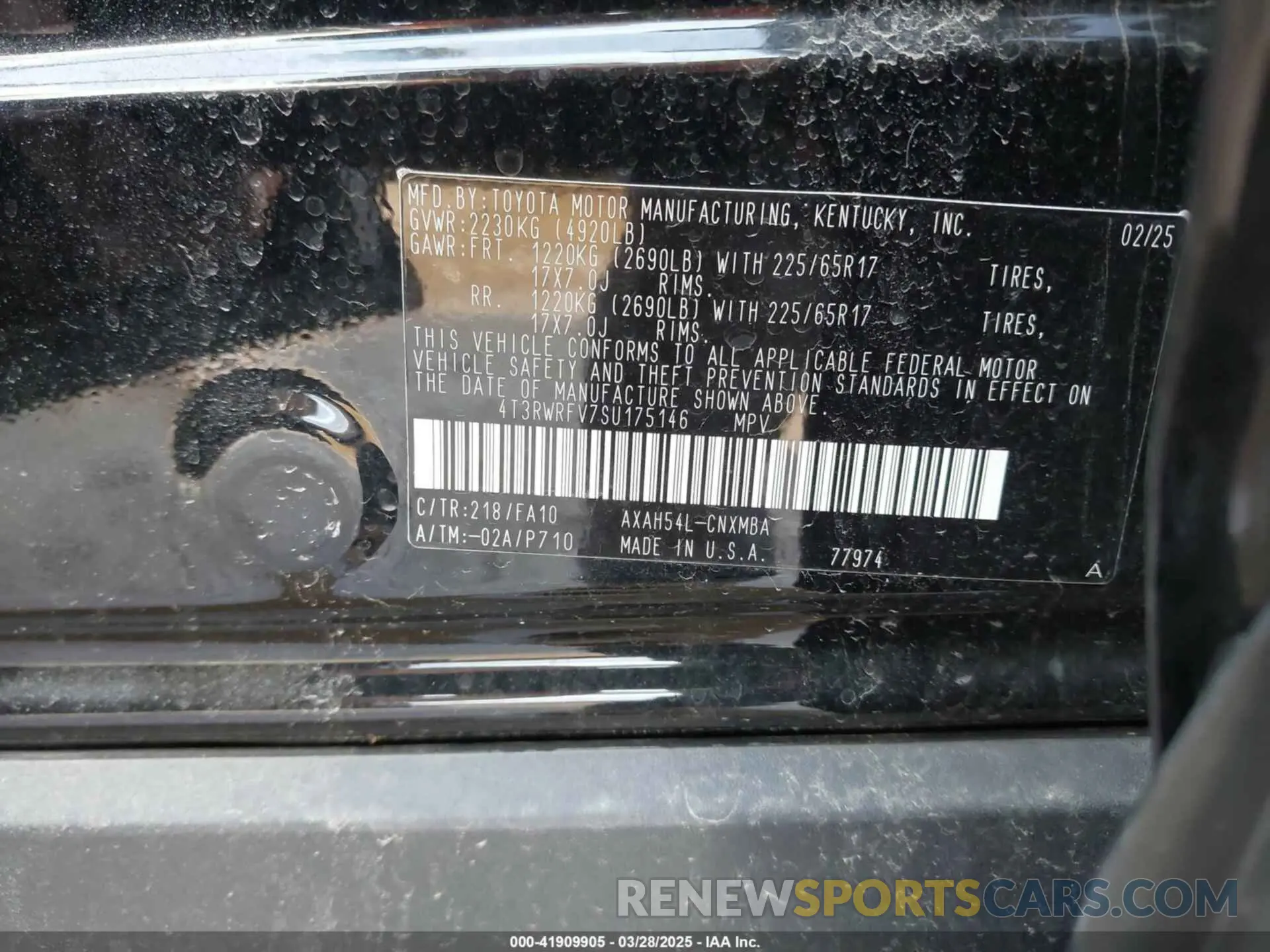 9 Photograph of a damaged car 4T3RWRFV7SU175146 TOYOTA RAV4 HYBRID 2025