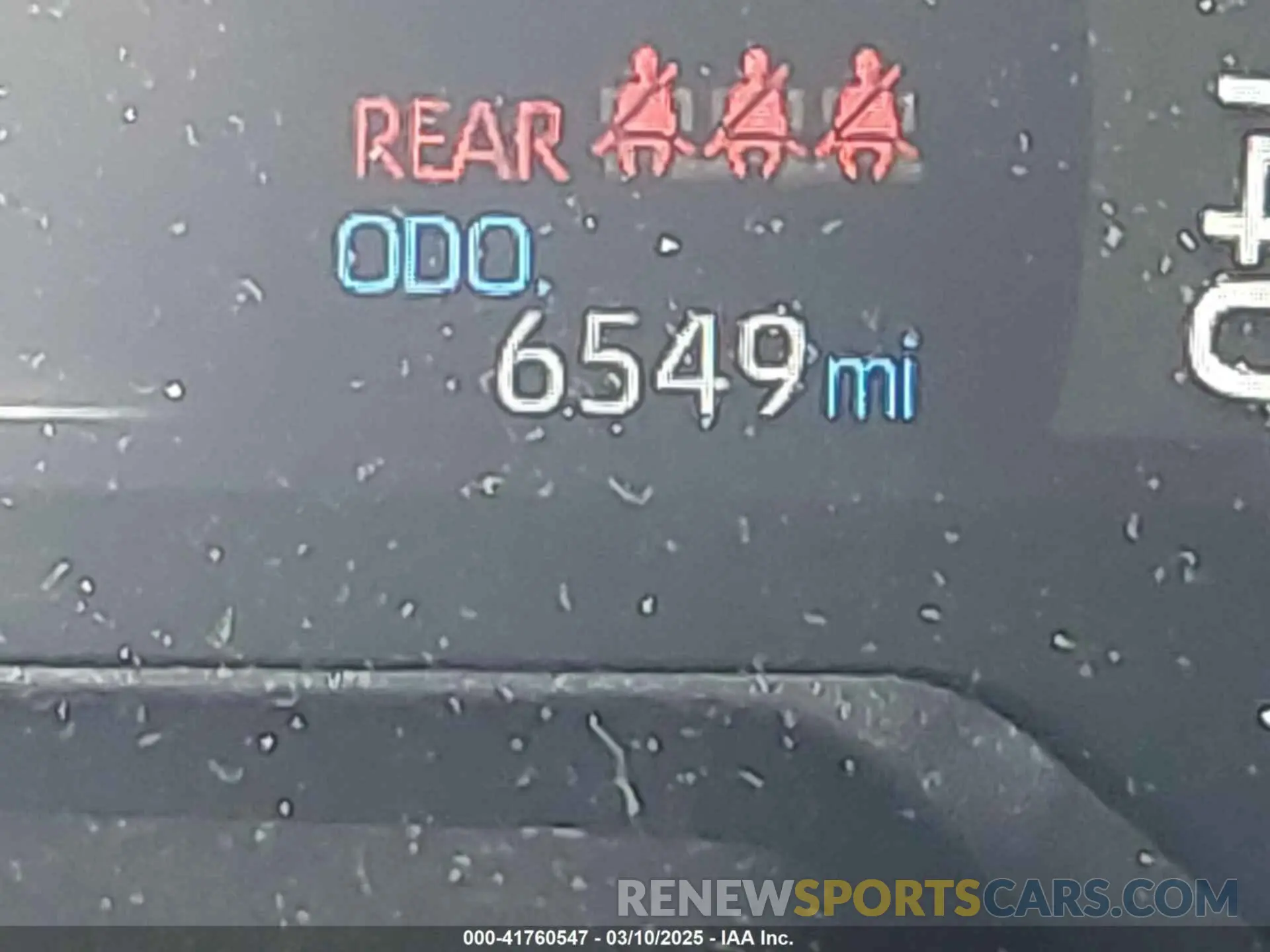 15 Photograph of a damaged car 4T3RWRFV9SU167226 TOYOTA RAV4 HYBRID 2025