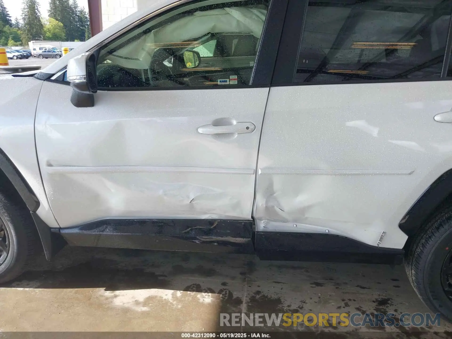 6 Photograph of a damaged car JTM16RFV5SJ076434 TOYOTA RAV4 HYBRID 2025