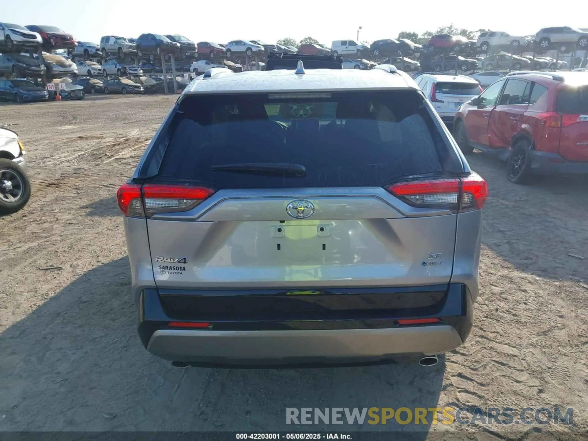 16 Photograph of a damaged car JTM16RFVXSJ065252 TOYOTA RAV4 HYBRID 2025