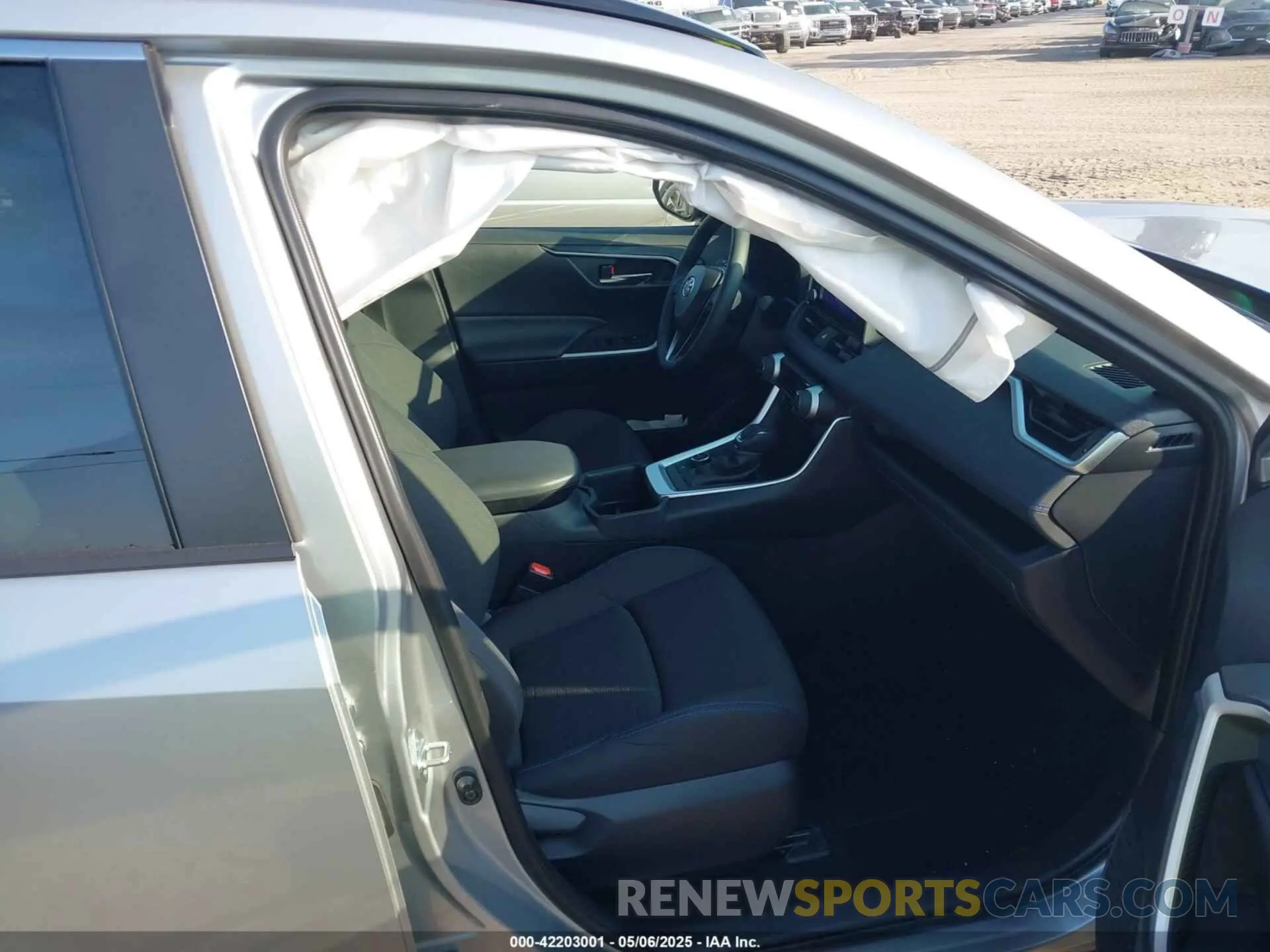 5 Photograph of a damaged car JTM16RFVXSJ065252 TOYOTA RAV4 HYBRID 2025