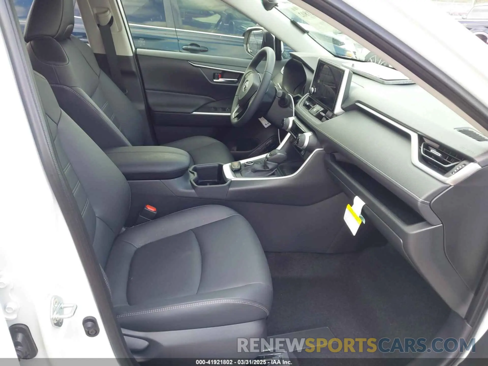 5 Photograph of a damaged car JTMB6RFV0SJ064924 TOYOTA RAV4 HYBRID 2025