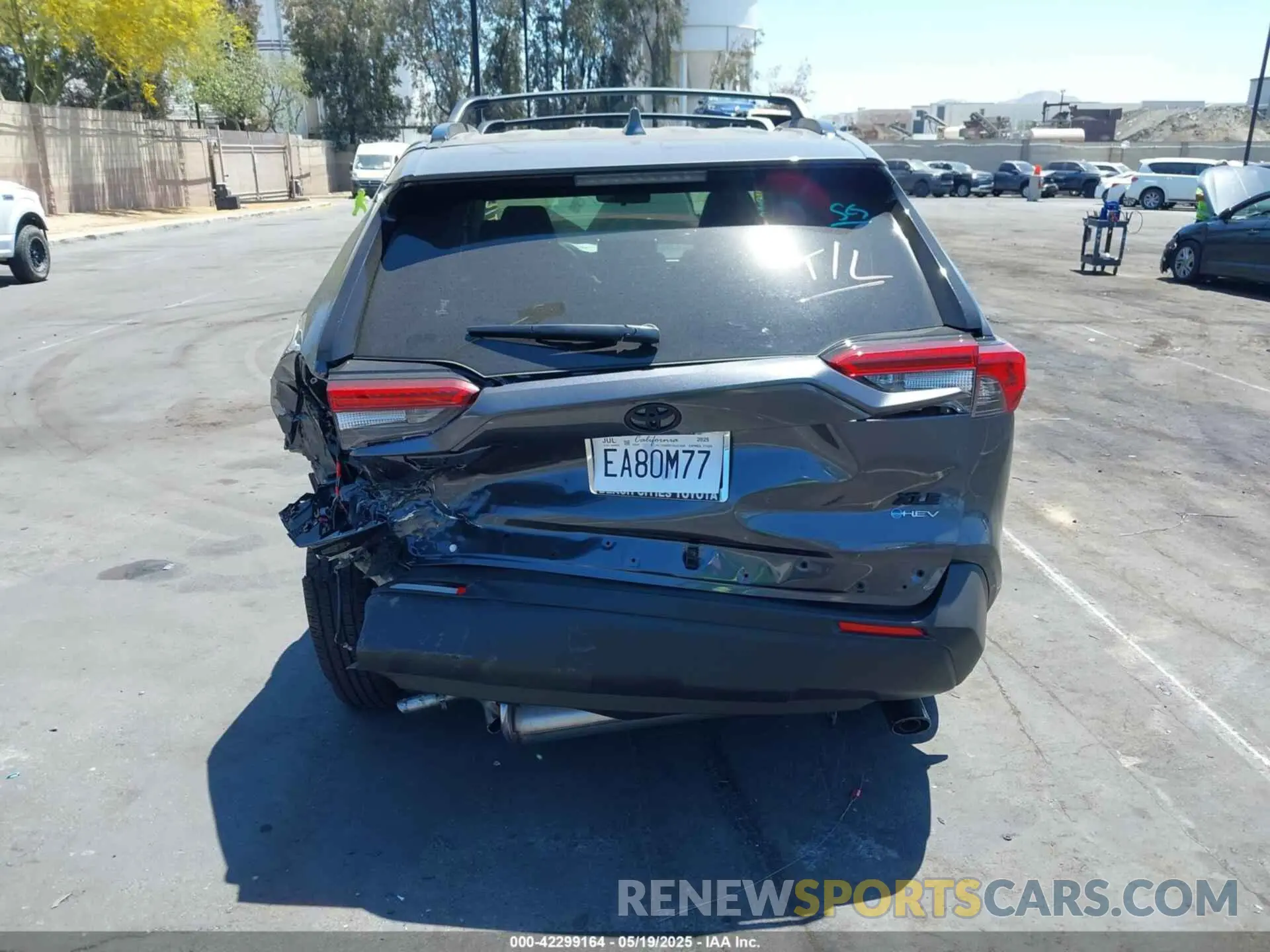 17 Photograph of a damaged car JTMB6RFV4SJ074842 TOYOTA RAV4 HYBRID 2025