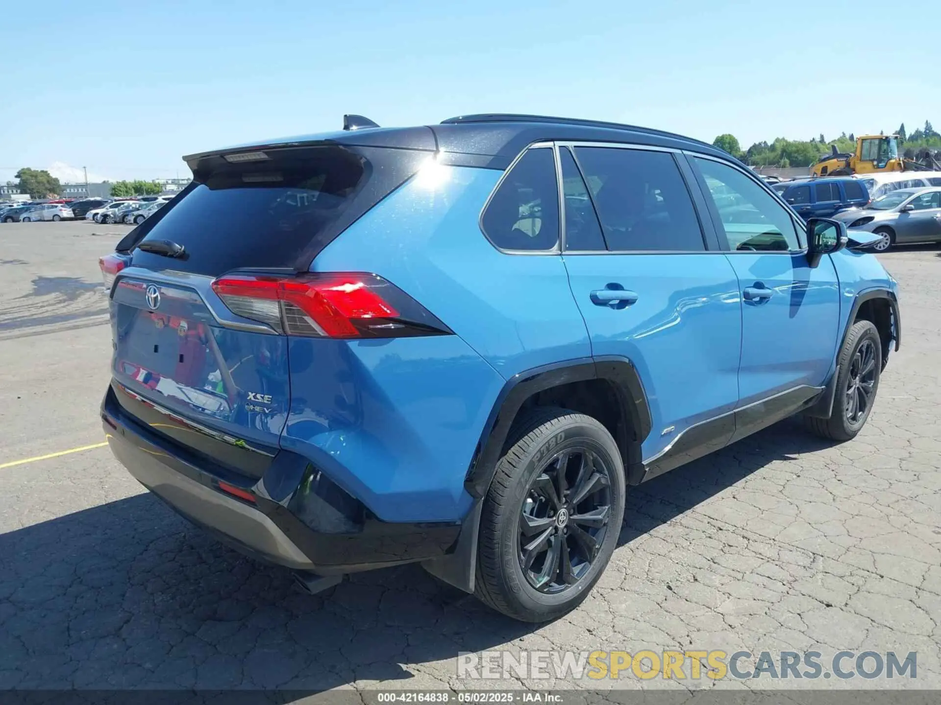 4 Photograph of a damaged car JTME6RFV6SJ065914 TOYOTA RAV4 HYBRID 2025