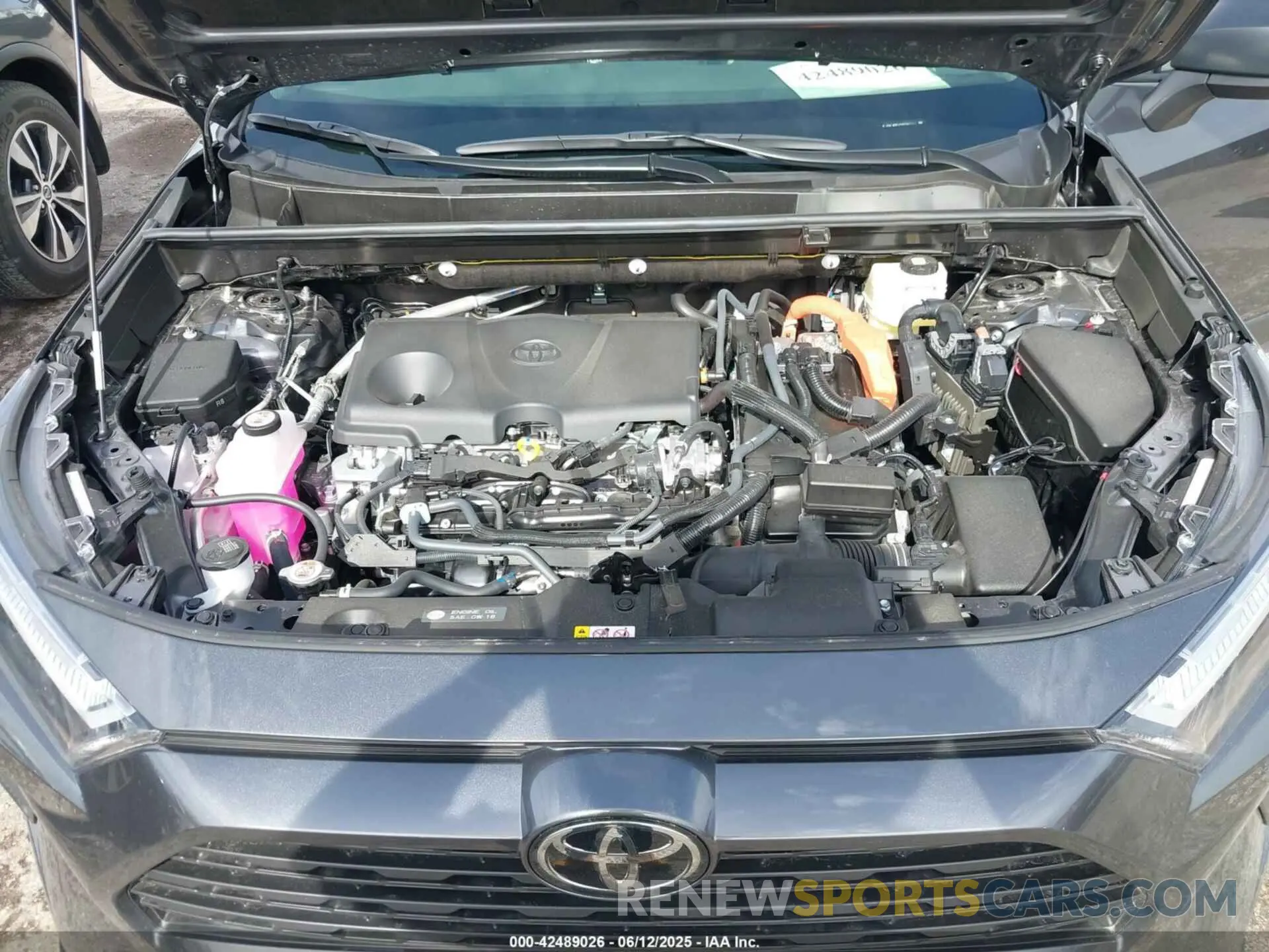 10 Photograph of a damaged car JTMLWRFV2SD297271 TOYOTA RAV4 HYBRID 2025