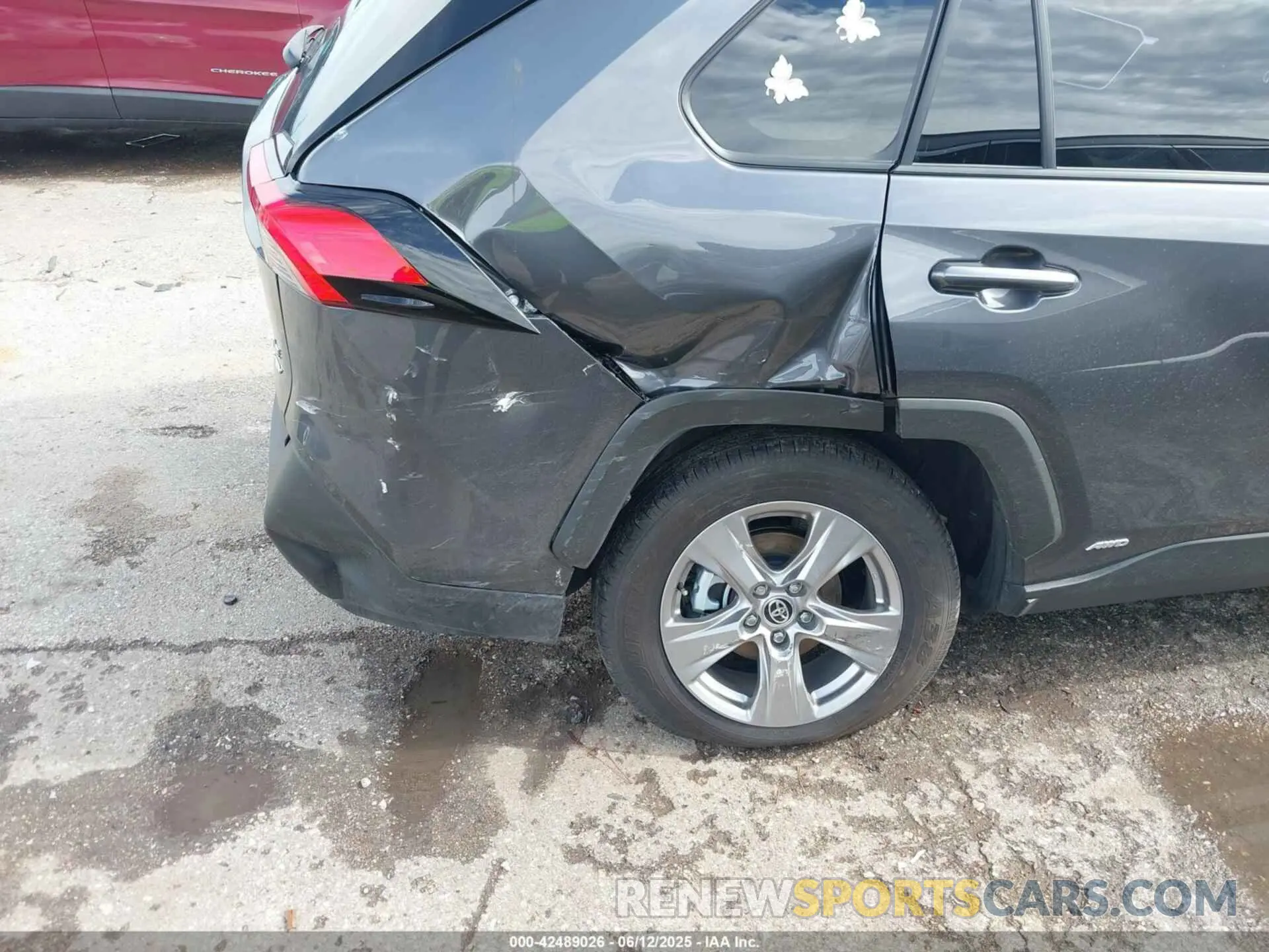 6 Photograph of a damaged car JTMLWRFV2SD297271 TOYOTA RAV4 HYBRID 2025