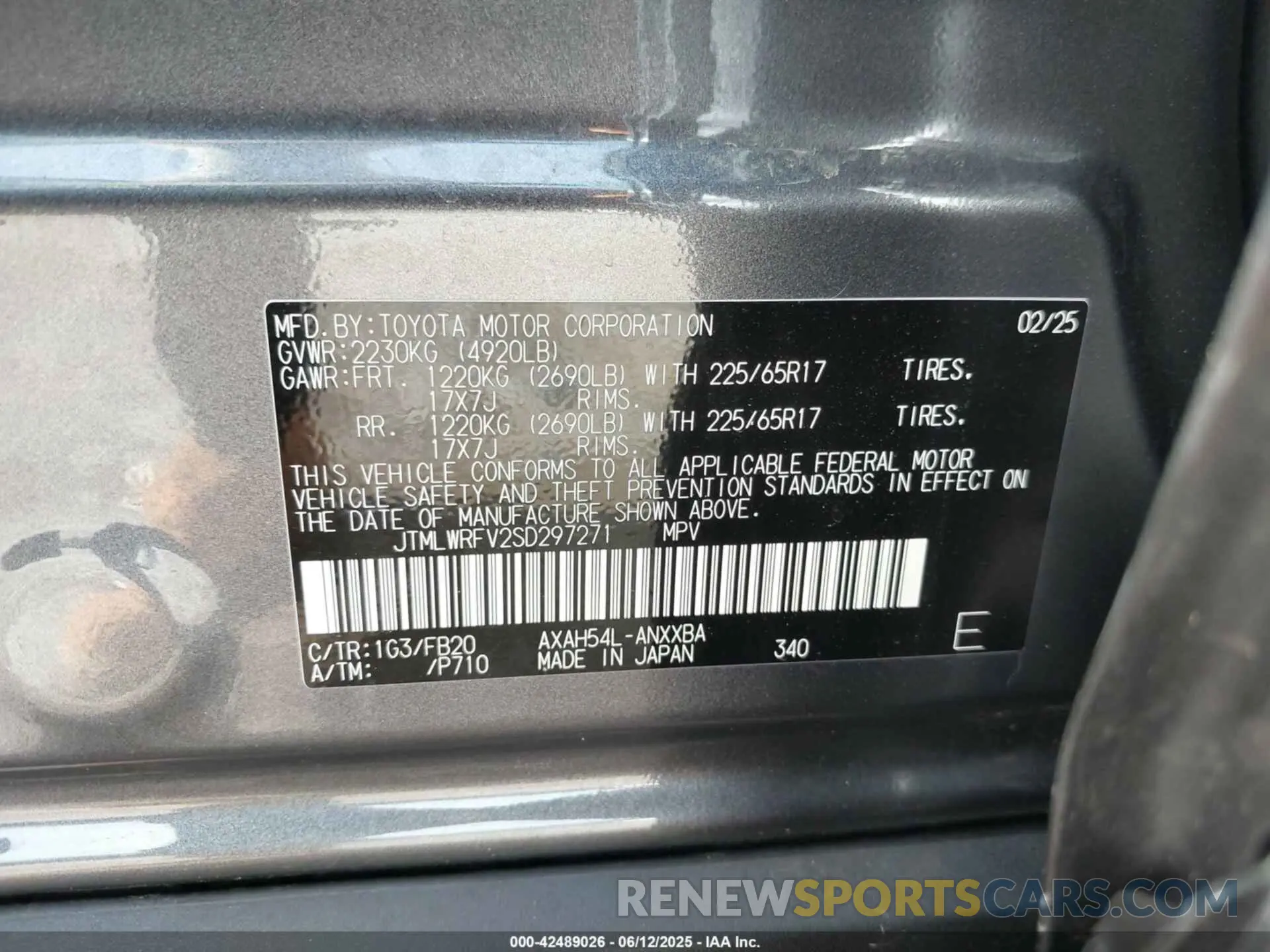 9 Photograph of a damaged car JTMLWRFV2SD297271 TOYOTA RAV4 HYBRID 2025