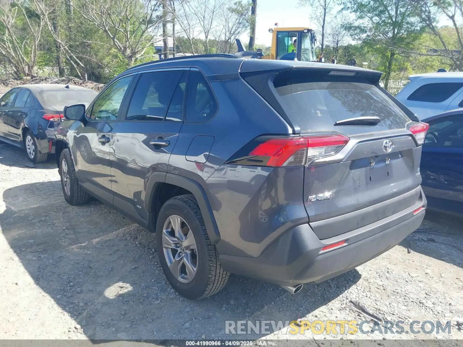14 Photograph of a damaged car JTMLWRFV3SD277501 TOYOTA RAV4 HYBRID 2025