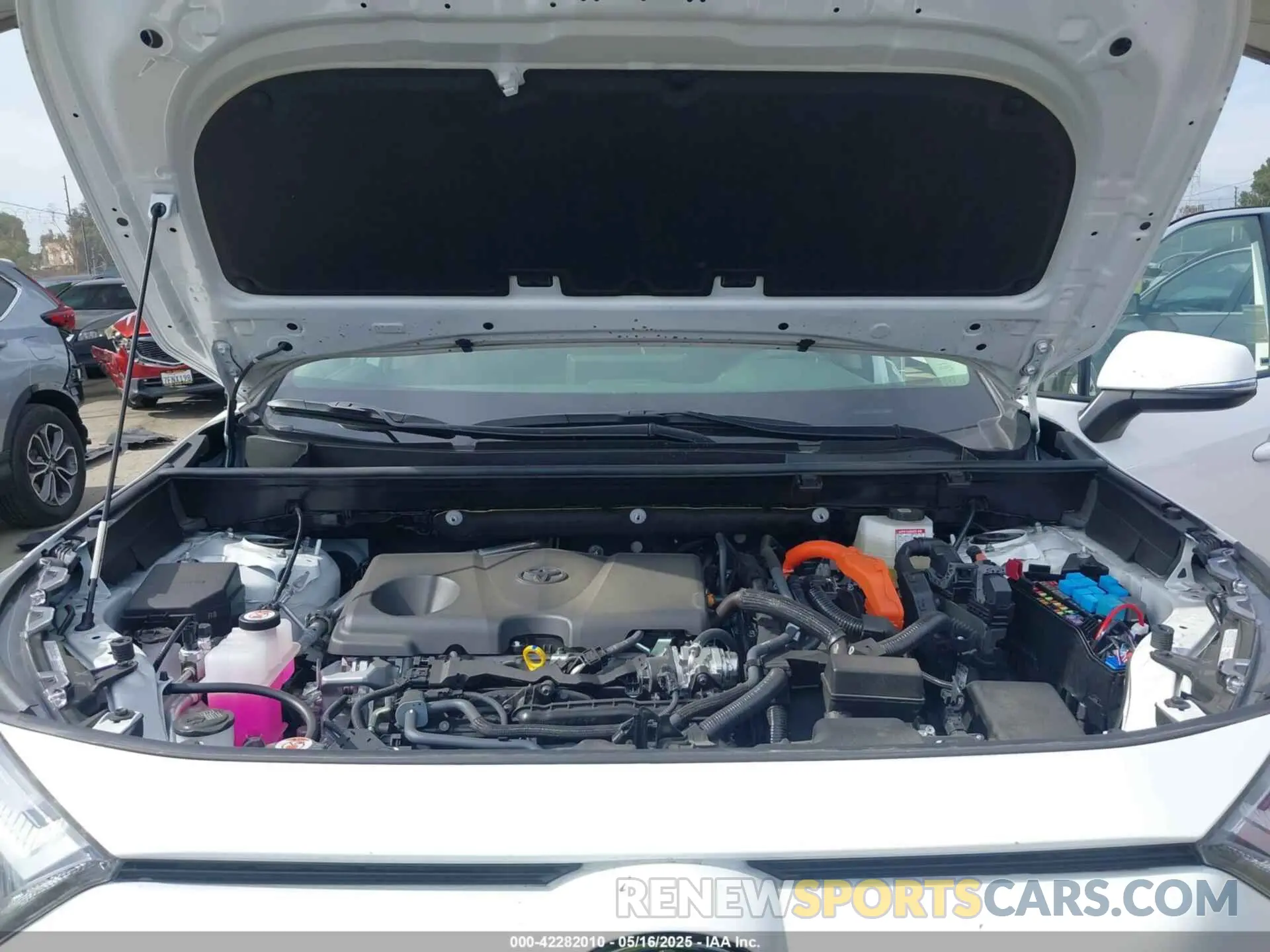 10 Photograph of a damaged car JTMMWRFV1SD287433 TOYOTA RAV4 HYBRID 2025