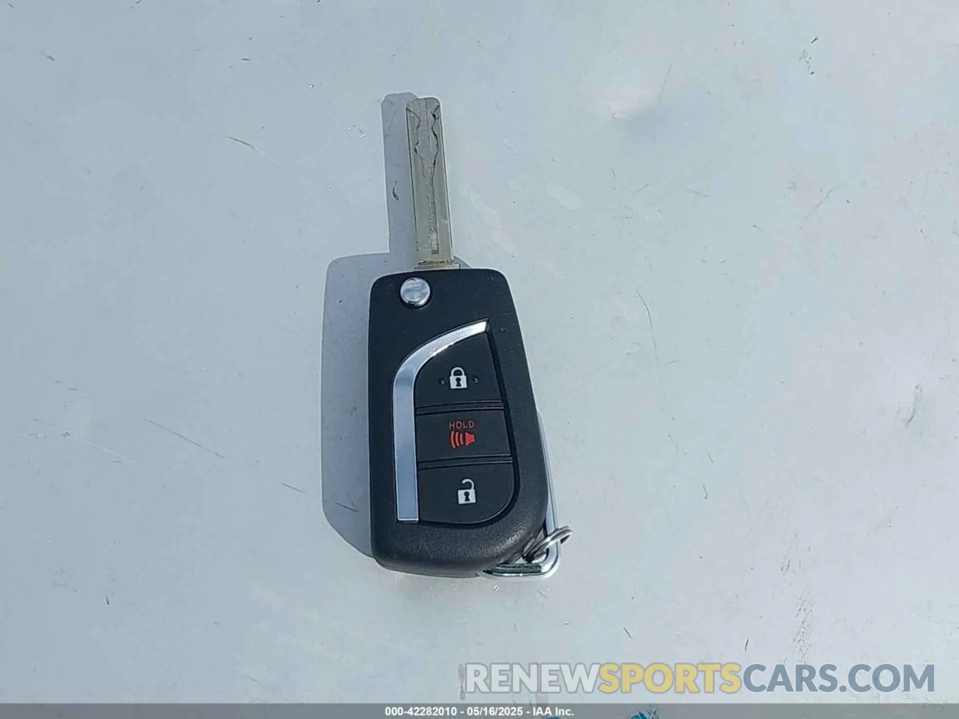 11 Photograph of a damaged car JTMMWRFV1SD287433 TOYOTA RAV4 HYBRID 2025