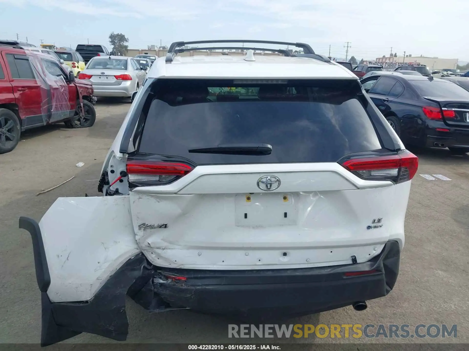 16 Photograph of a damaged car JTMMWRFV1SD287433 TOYOTA RAV4 HYBRID 2025