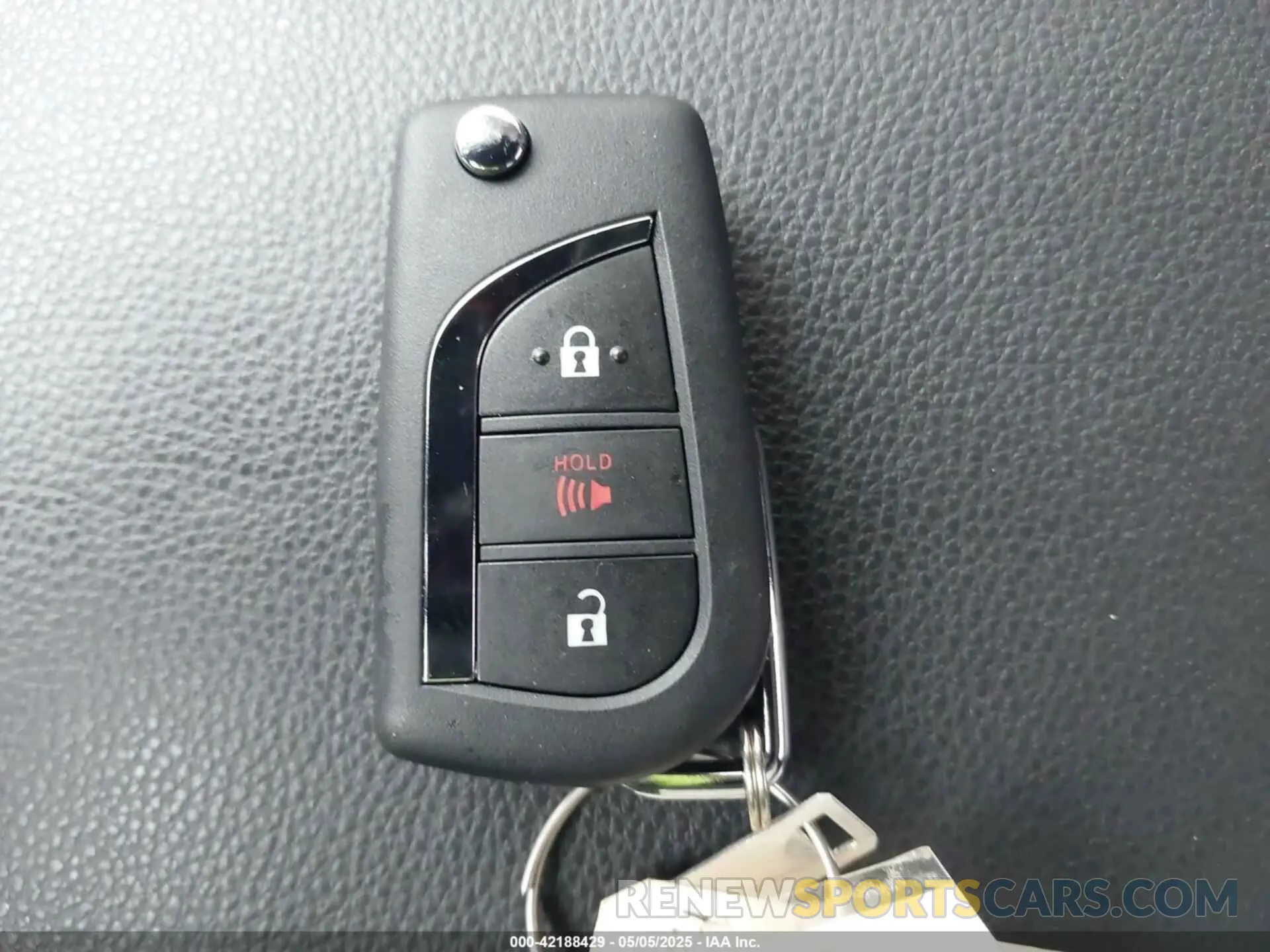 11 Photograph of a damaged car JTMMWRFV7SD296380 TOYOTA RAV4 HYBRID 2025