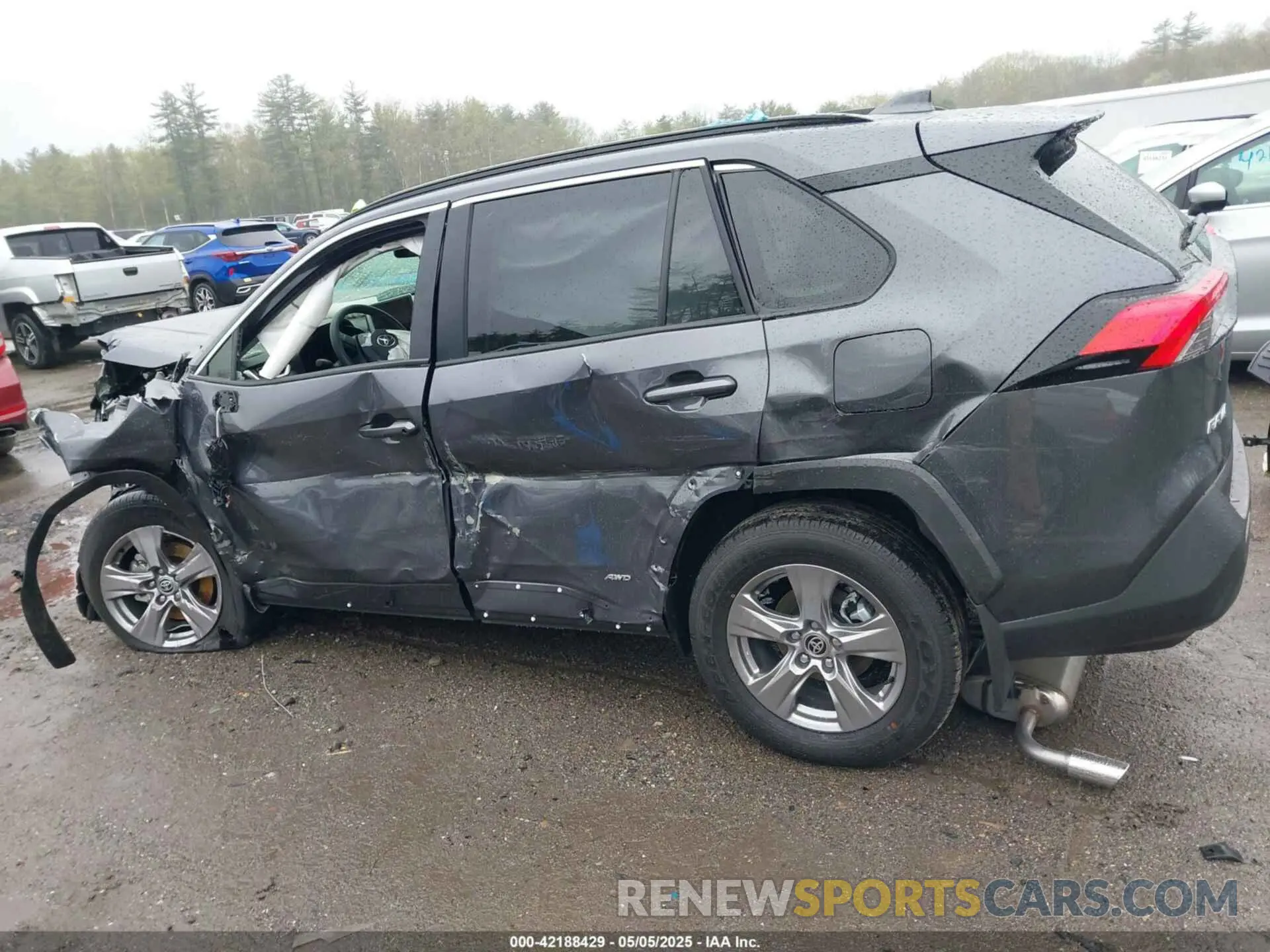 15 Photograph of a damaged car JTMMWRFV7SD296380 TOYOTA RAV4 HYBRID 2025