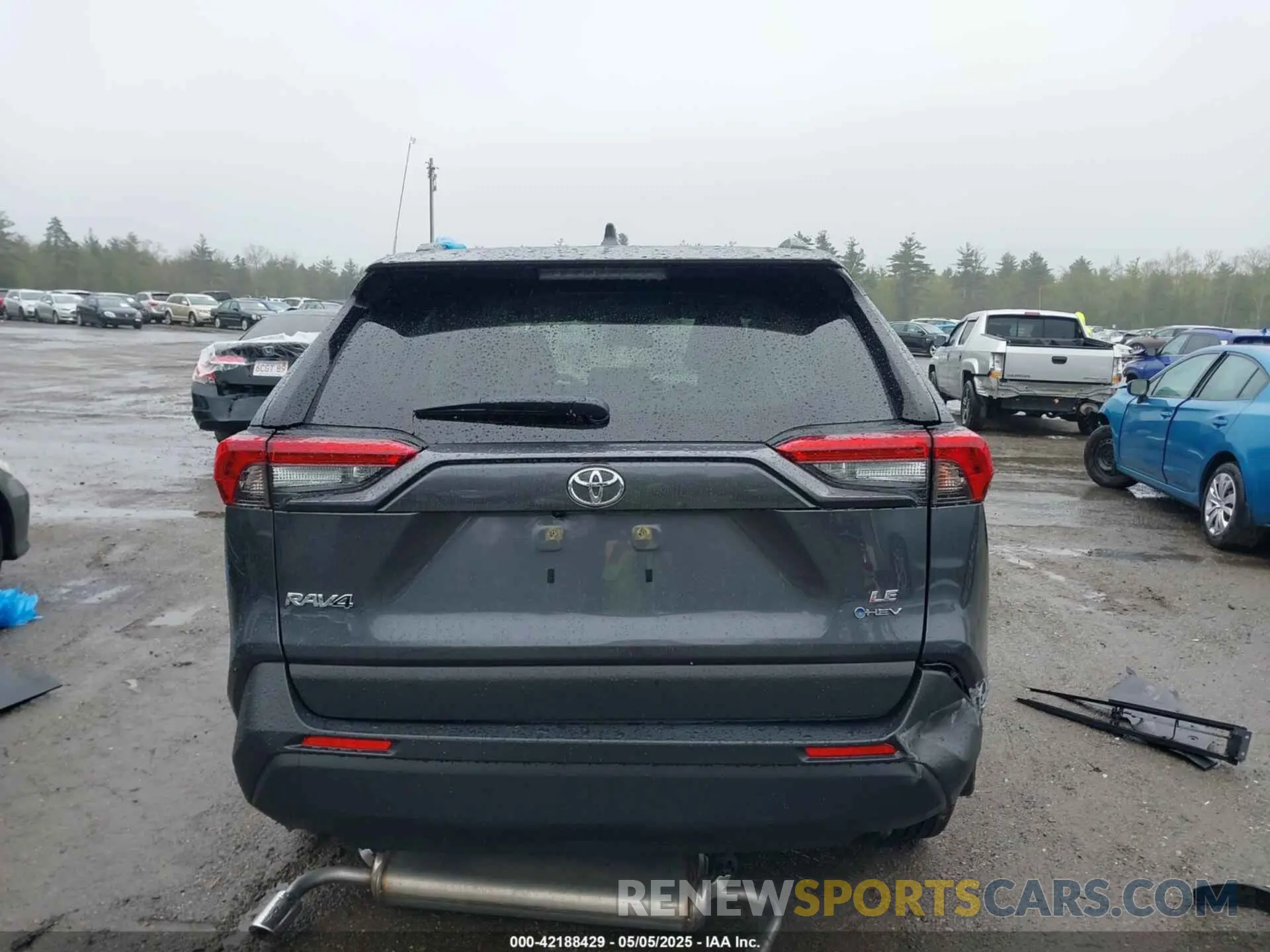 17 Photograph of a damaged car JTMMWRFV7SD296380 TOYOTA RAV4 HYBRID 2025