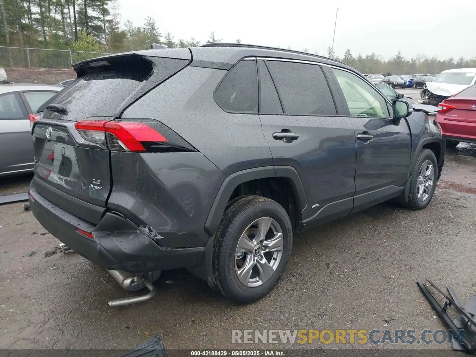 4 Photograph of a damaged car JTMMWRFV7SD296380 TOYOTA RAV4 HYBRID 2025