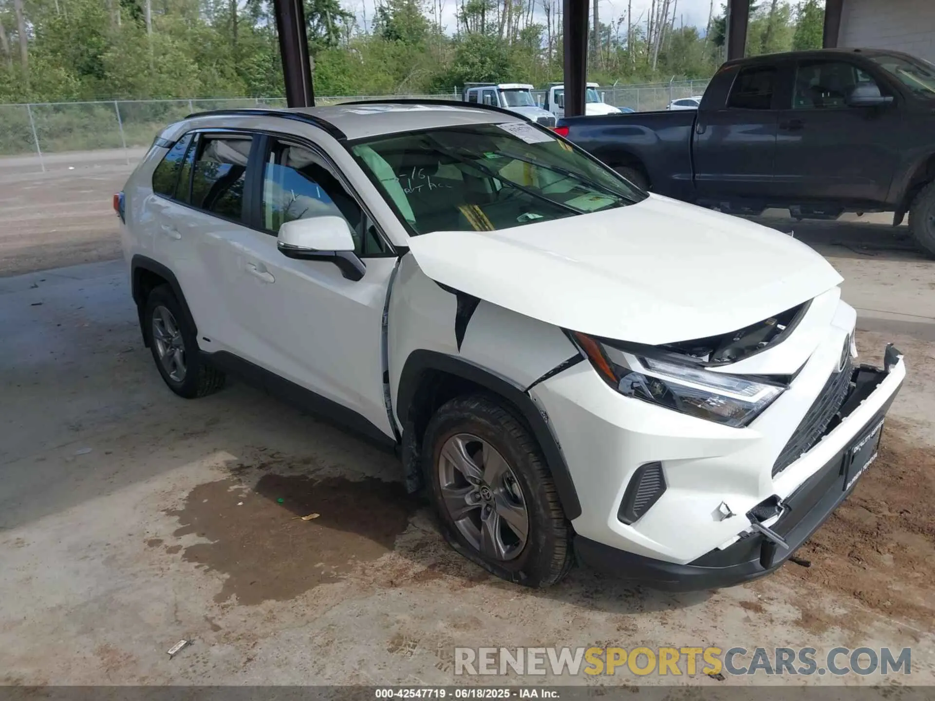 1 Photograph of a damaged car JTMRWRFV2SD286524 TOYOTA RAV4 HYBRID 2025